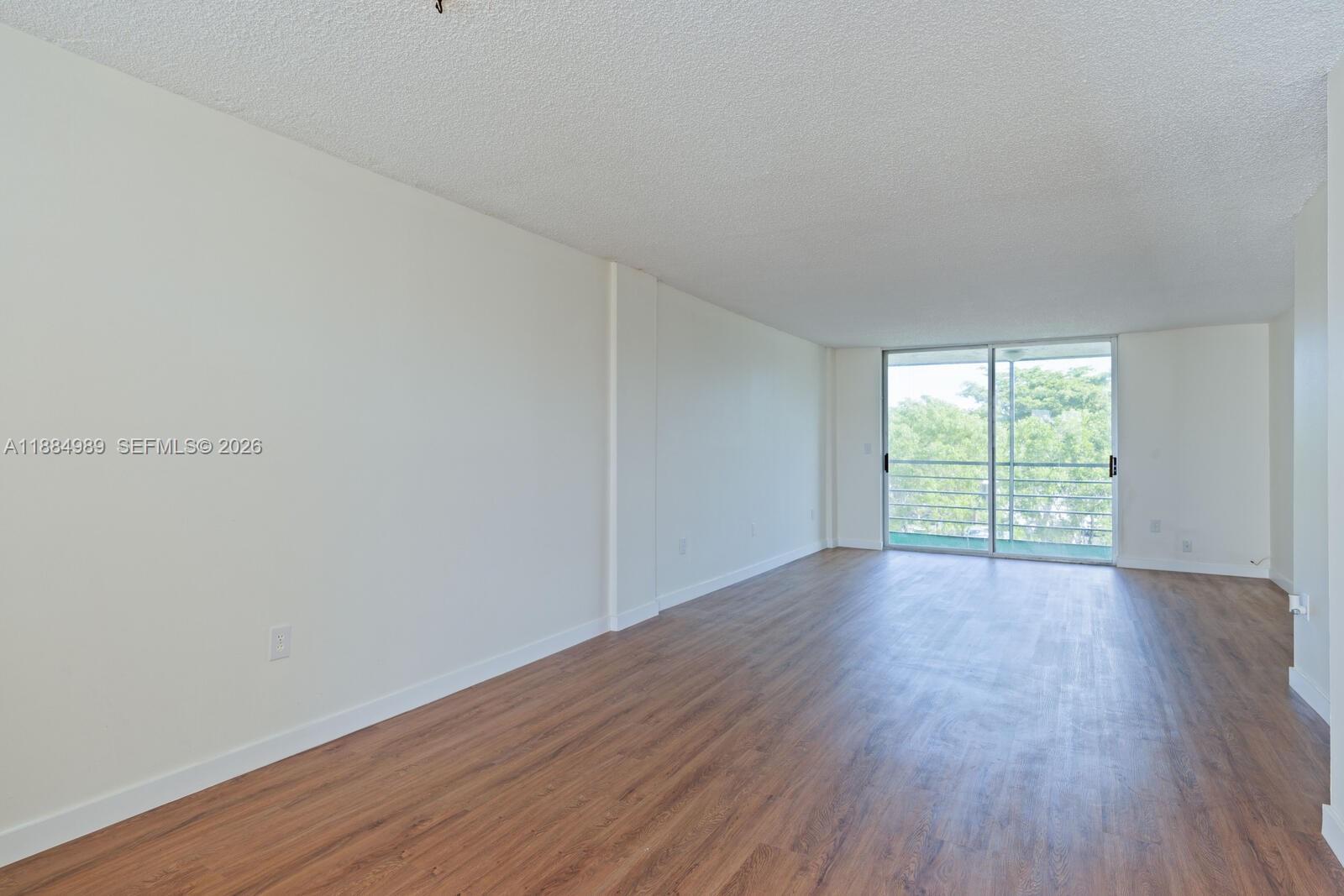 EL CONQUISTADOR NORTH CON - Residential