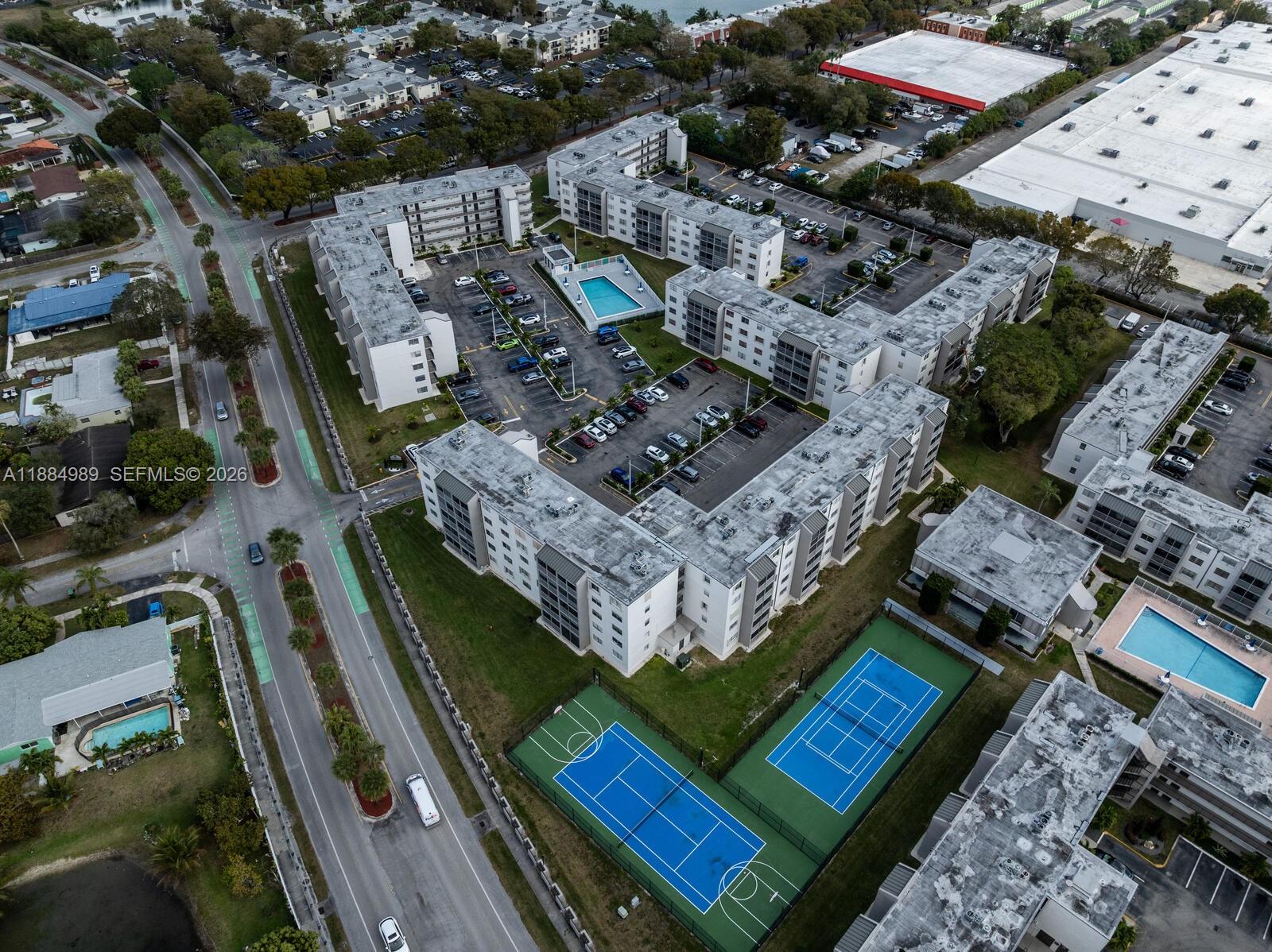 EL CONQUISTADOR NORTH CON - Residential