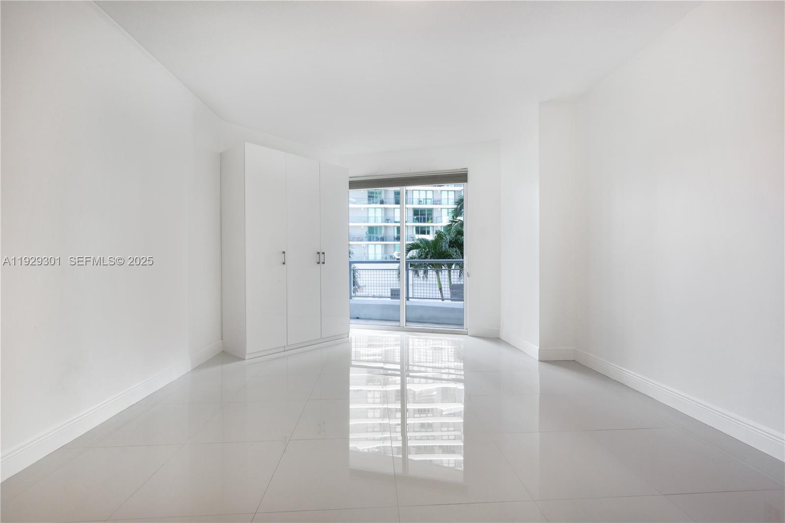 INFINITY AT BRICKELL COND - Residential Lease