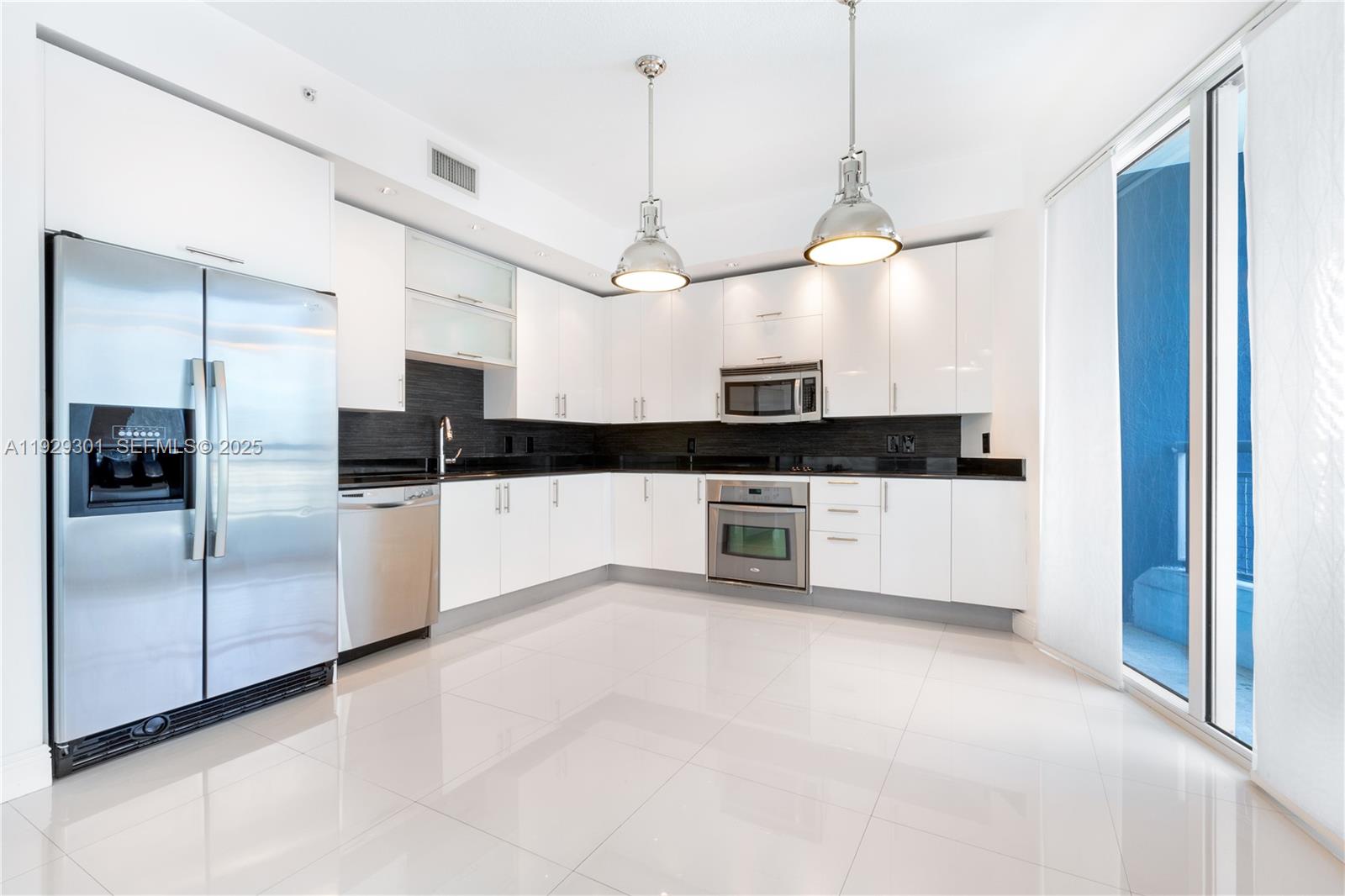 INFINITY AT BRICKELL COND - Residential Lease