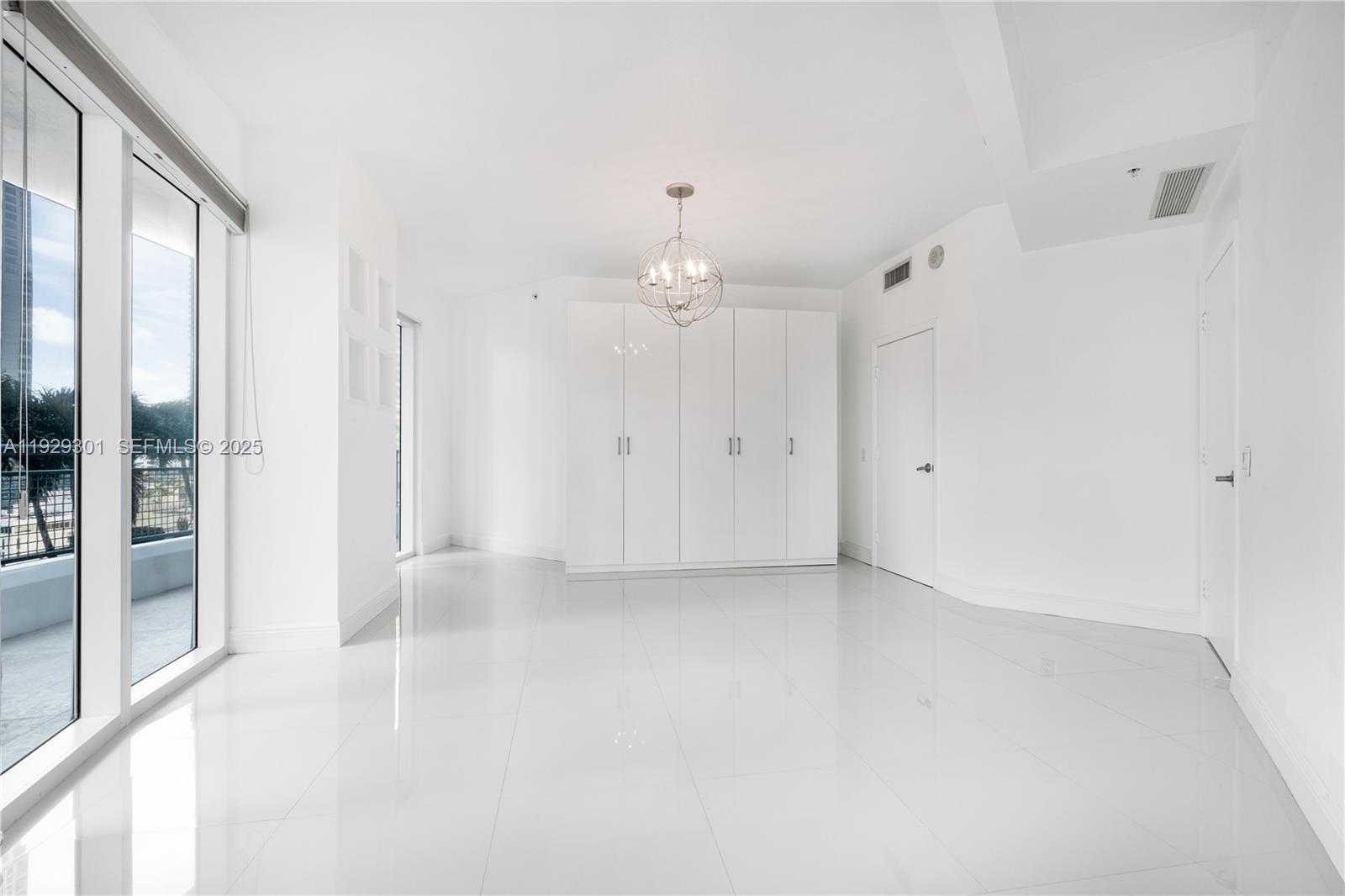 INFINITY AT BRICKELL COND - Residential Lease