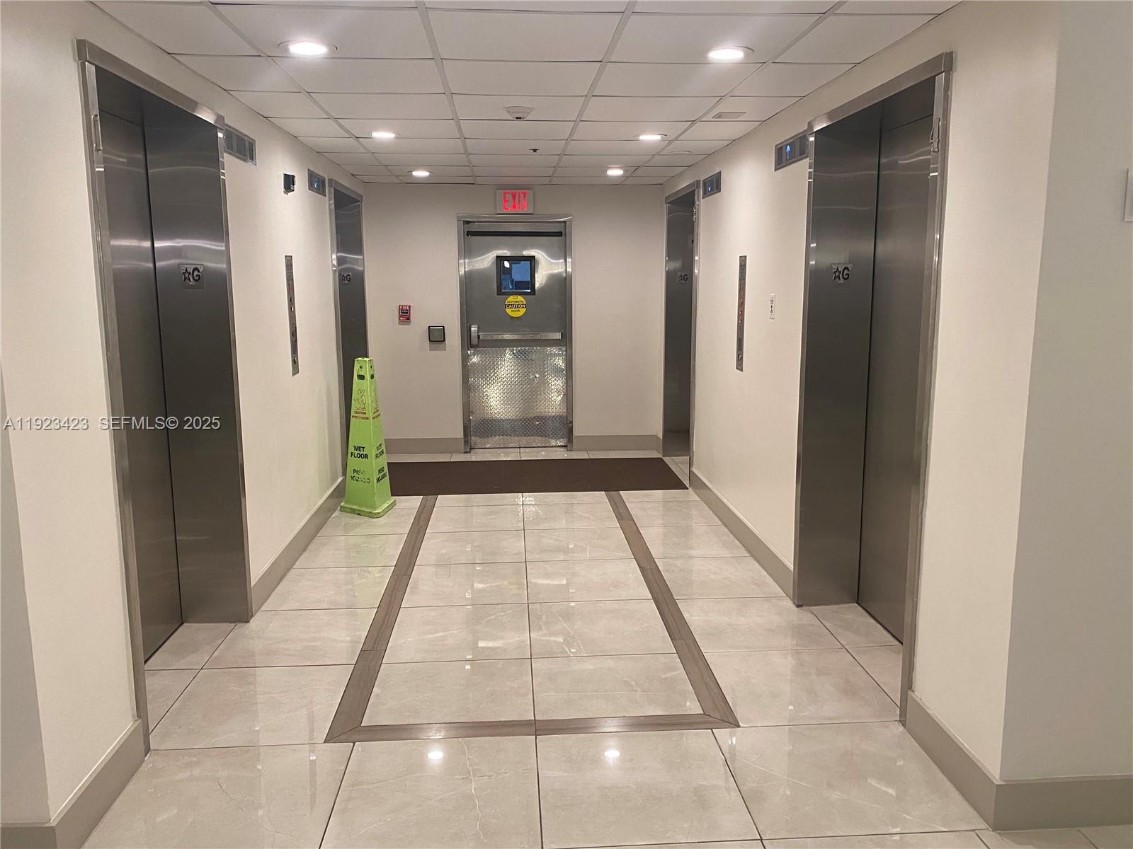 MYSTIC POINTE CONDO NO TW - Residential