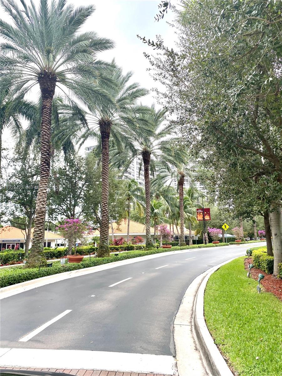 MYSTIC POINTE CONDO NO TW - Residential