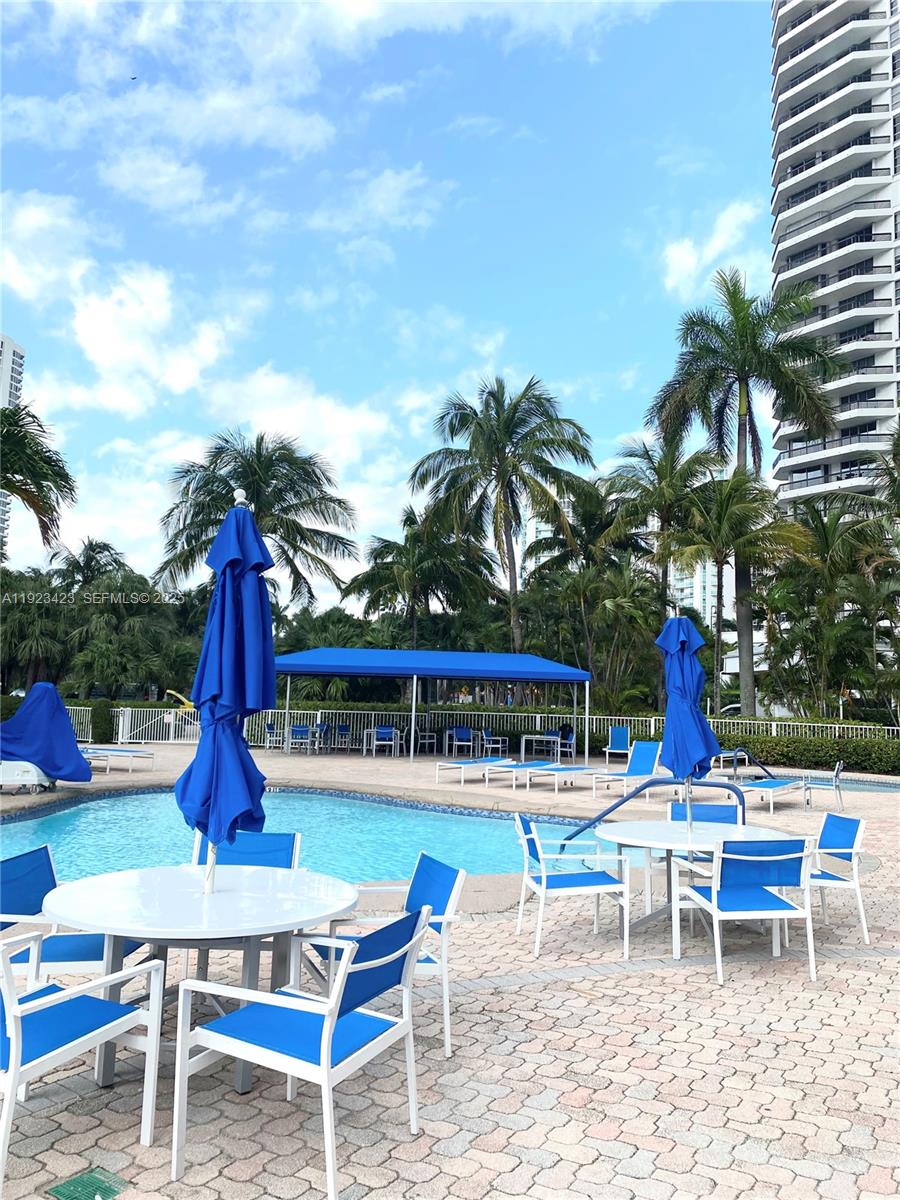 MYSTIC POINTE CONDO NO TW - Residential