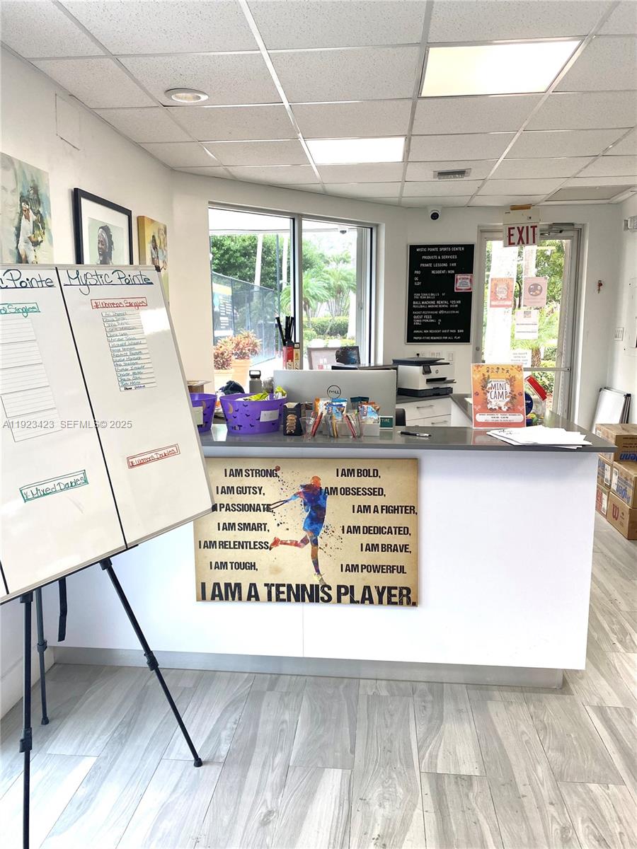 MYSTIC POINTE CONDO NO TW - Residential