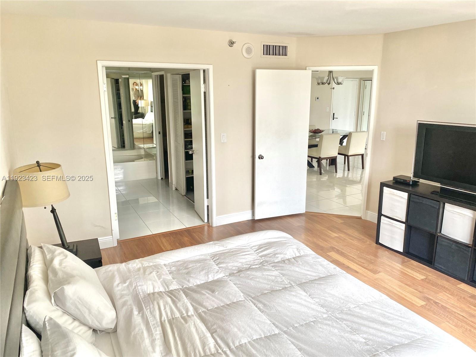 MYSTIC POINTE CONDO NO TW - Residential