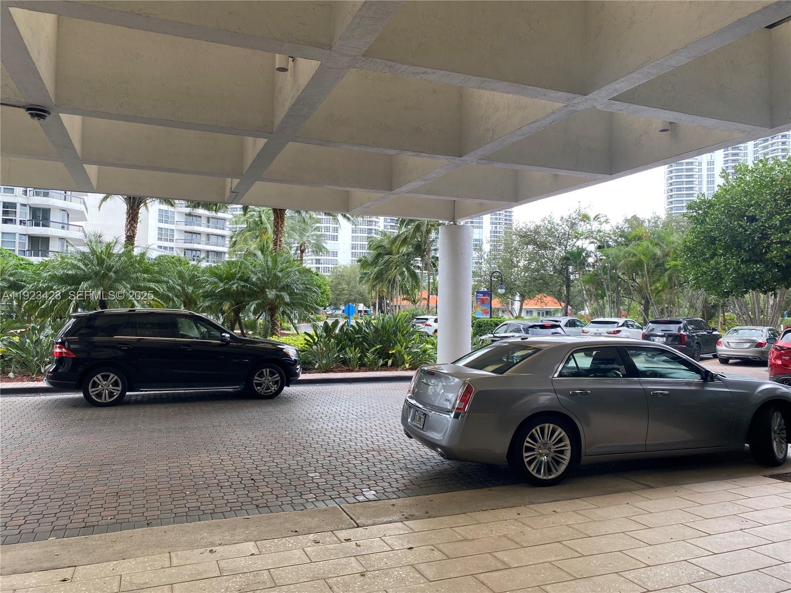 MYSTIC POINTE CONDO NO TW - Residential