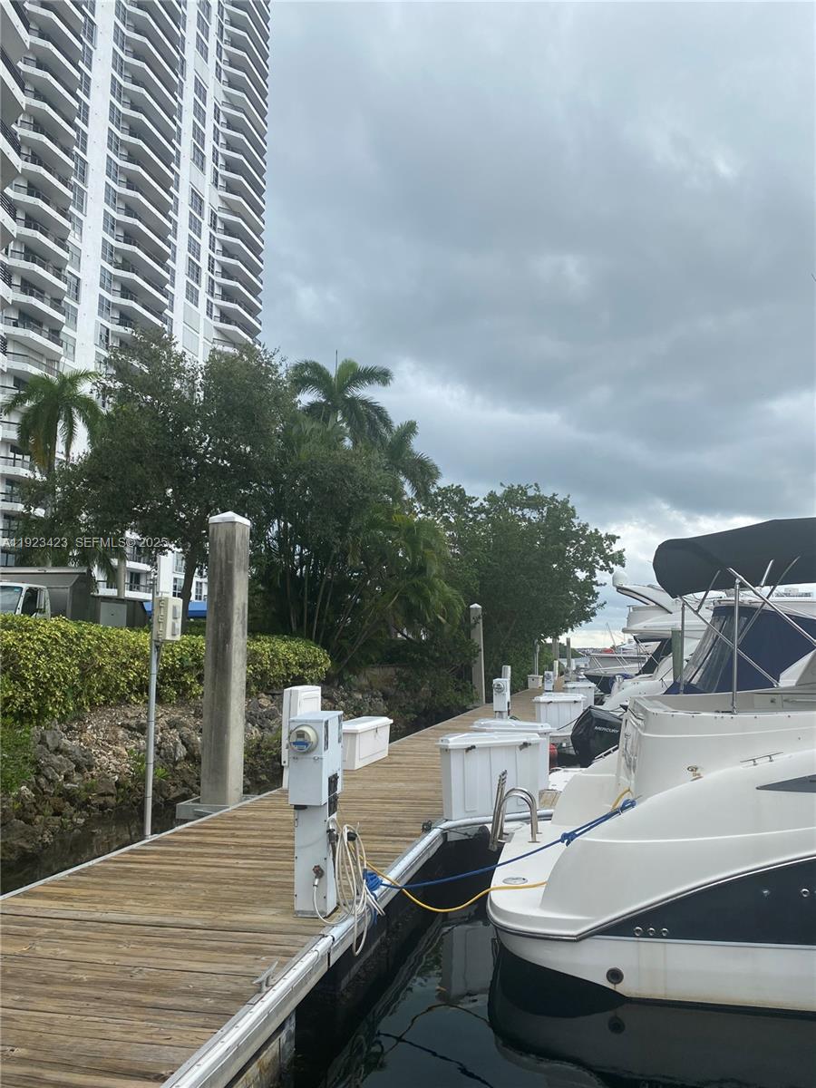 MYSTIC POINTE CONDO NO TW - Residential