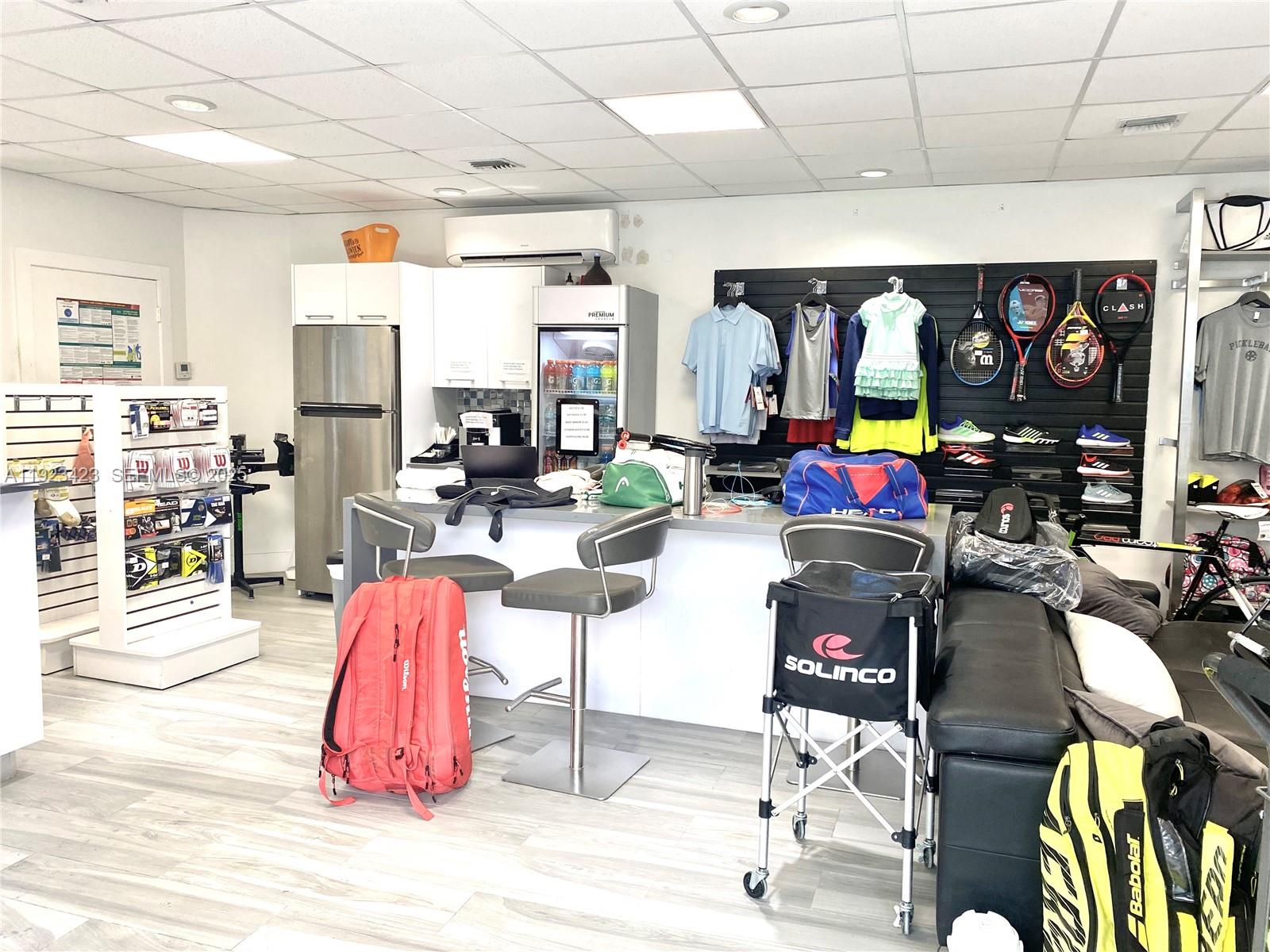 MYSTIC POINTE CONDO NO TW - Residential