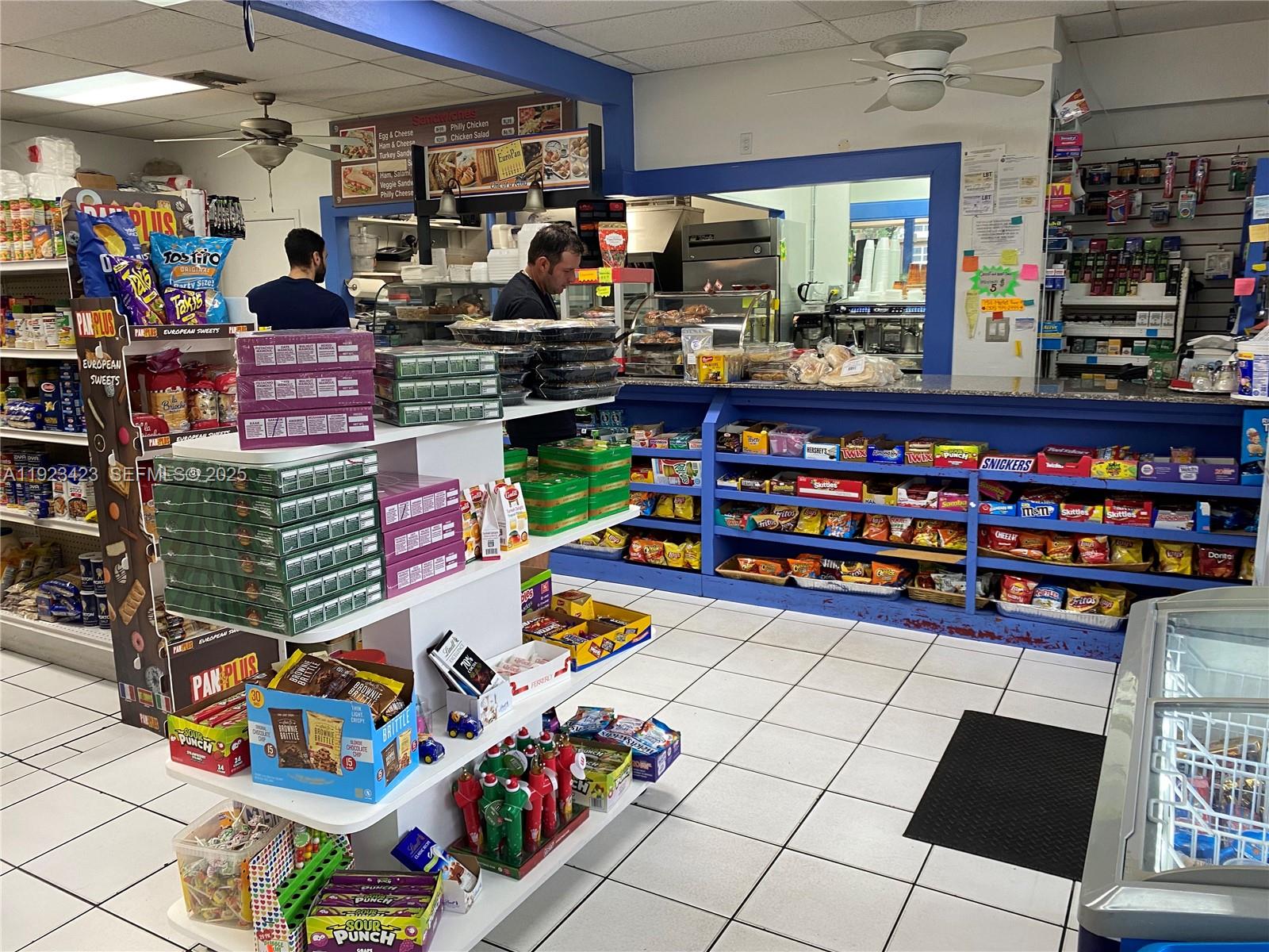 MYSTIC POINTE CONDO NO TW - Residential