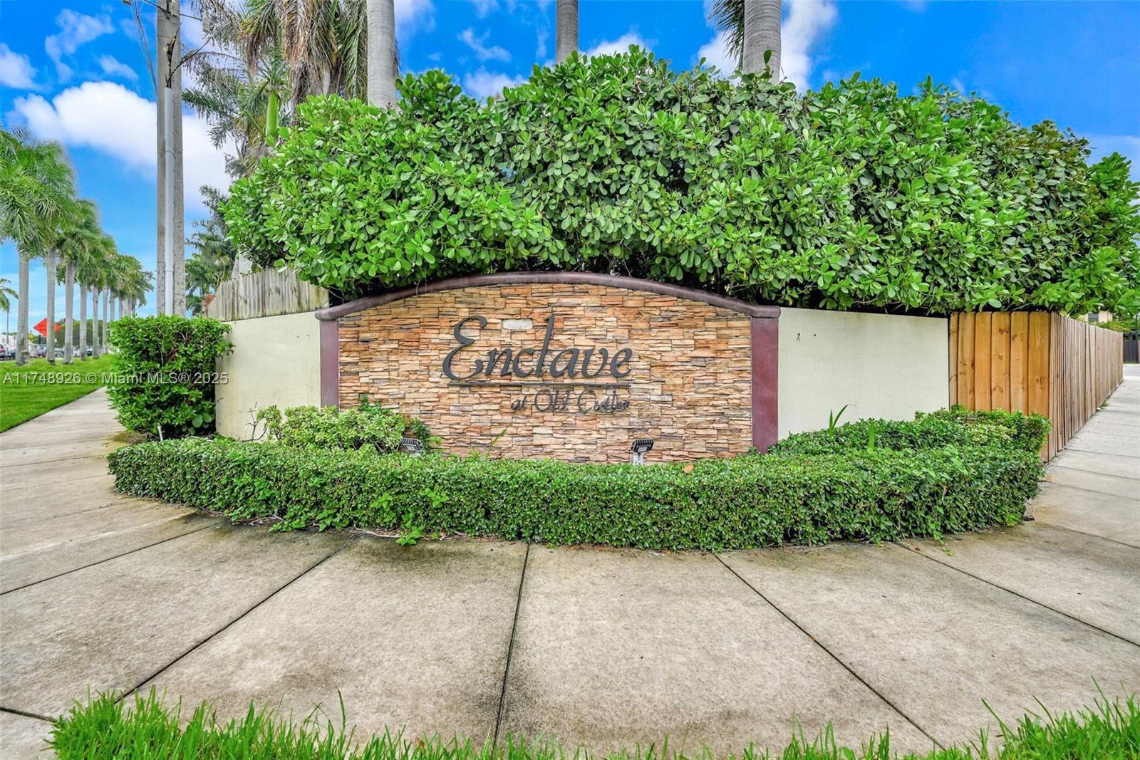 22660 Sw 105th Ave, Cutler Bay, Miami-Dade County, Florida - 4 Bedrooms  
3 Bathrooms - 
