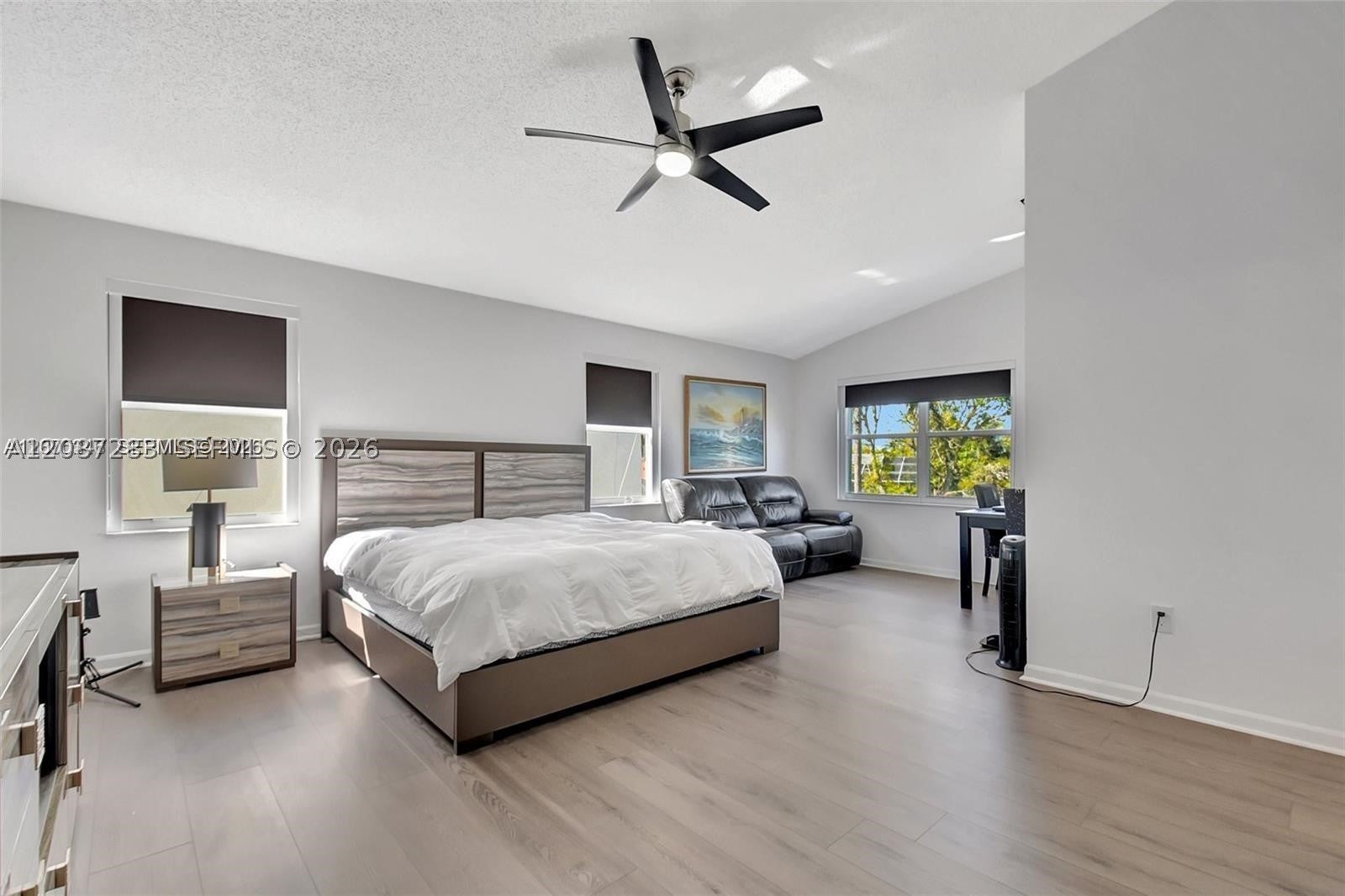 7647 Rockport Cir