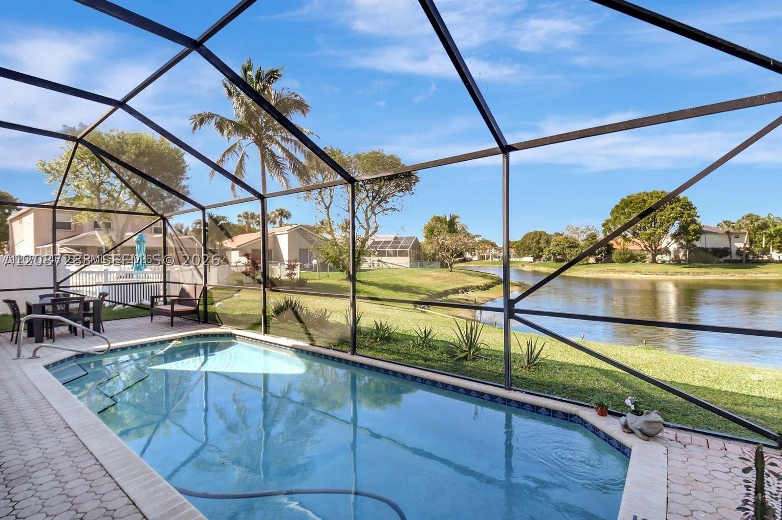 7647 Rockport Cir
