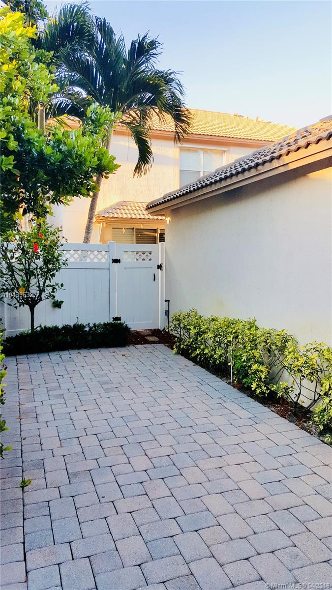 GABLES AT NORTHLAKE 1 - Residential Lease