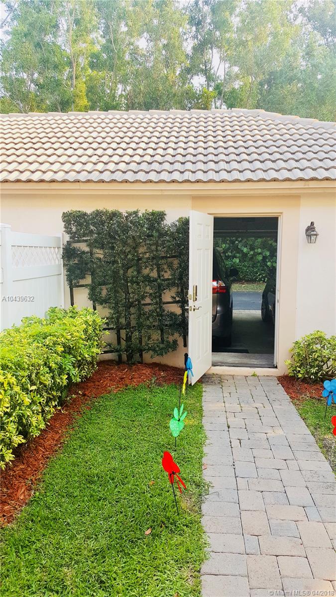 GABLES AT NORTHLAKE 1 - Residential Lease