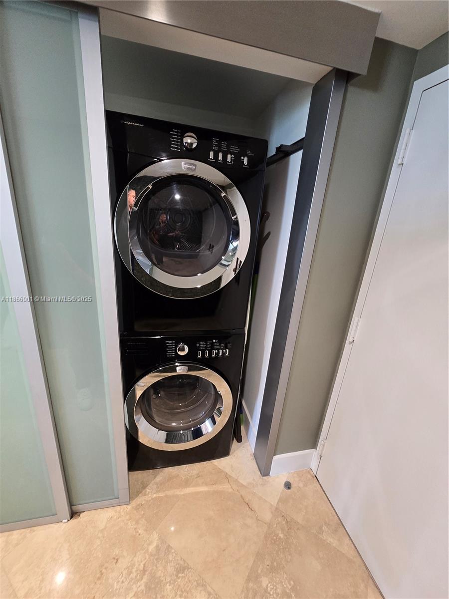 JOCKEY CLUB III CONDO - Residential Lease