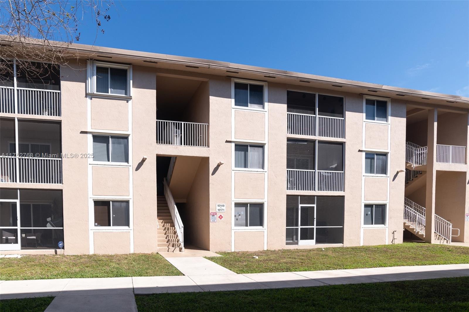 TARA II CONDO - Residential