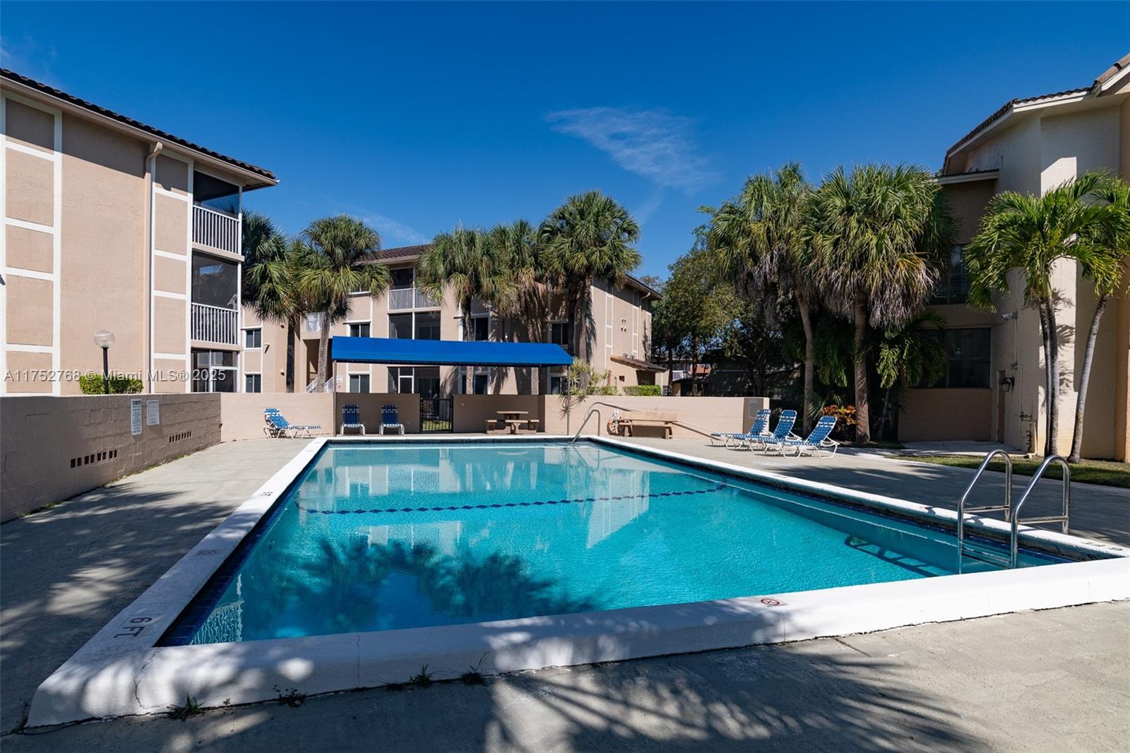 TARA II CONDO - Residential