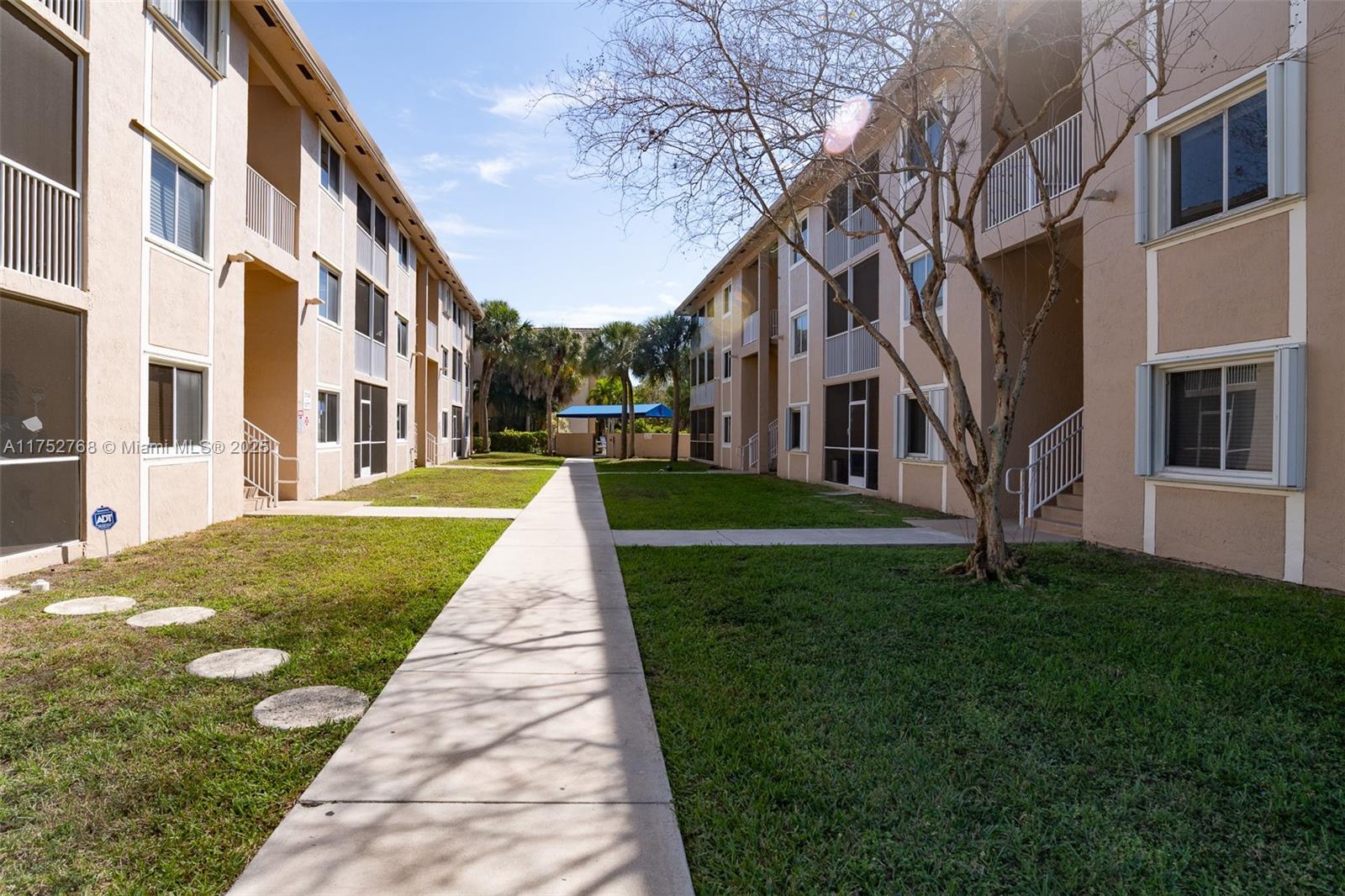 TARA II CONDO - Residential