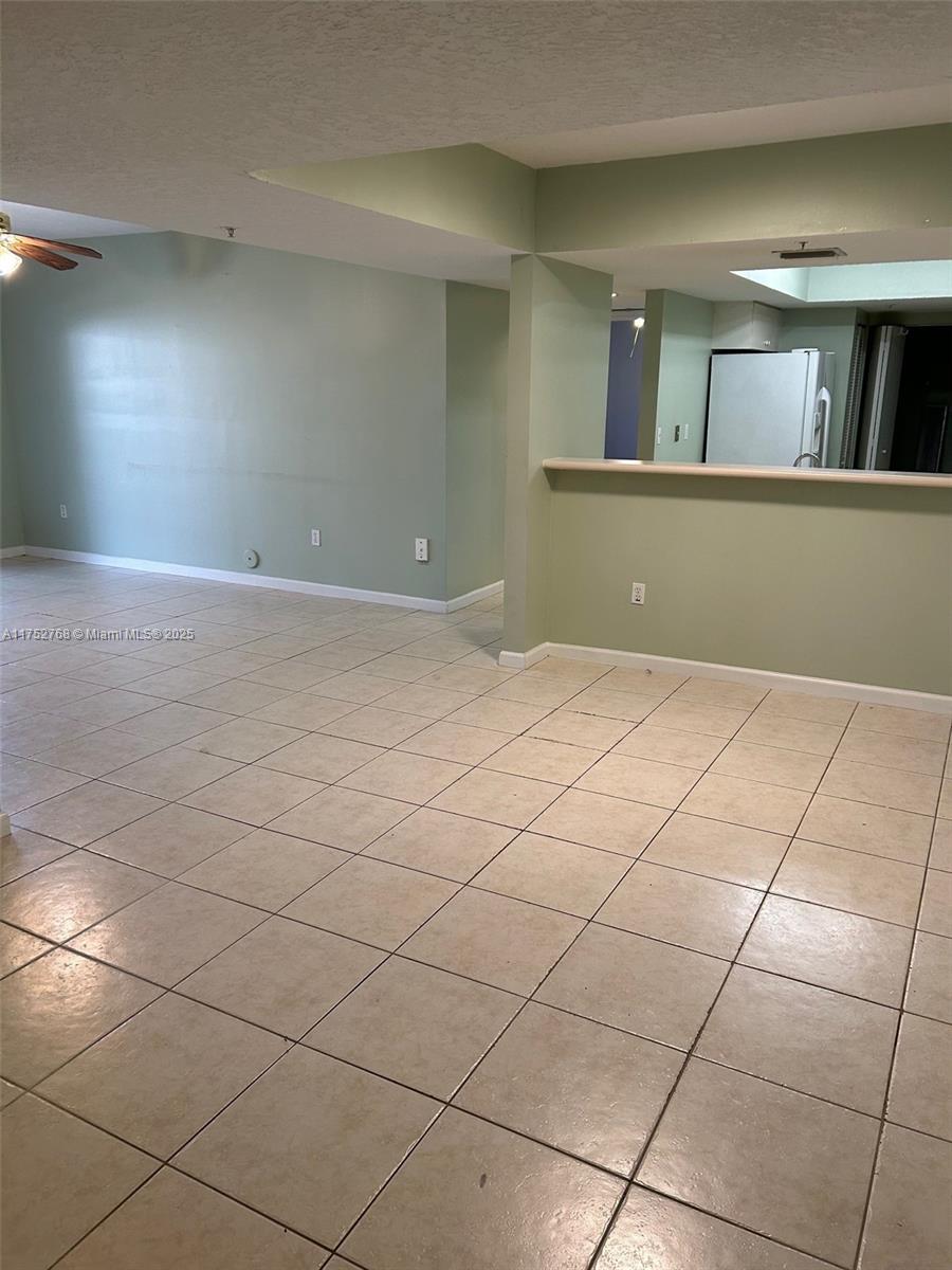 TARA II CONDO - Residential
