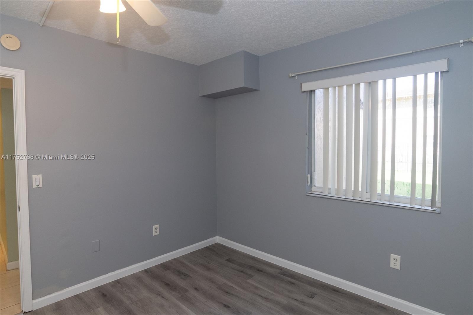 TARA II CONDO - Residential