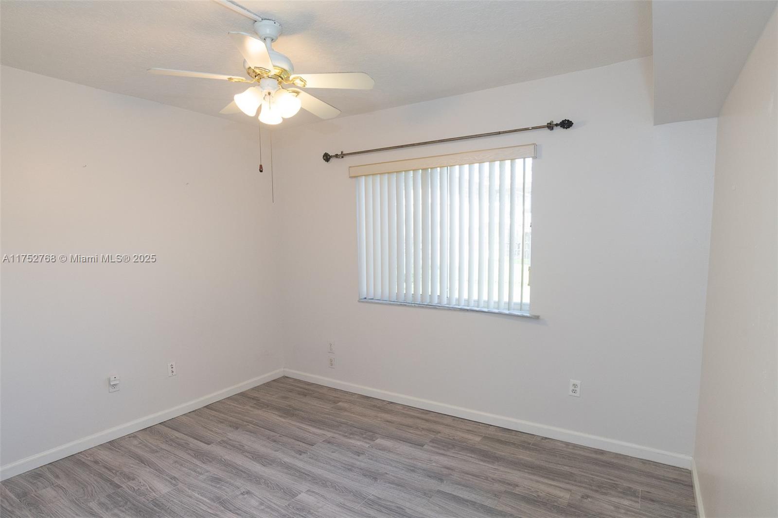 TARA II CONDO - Residential