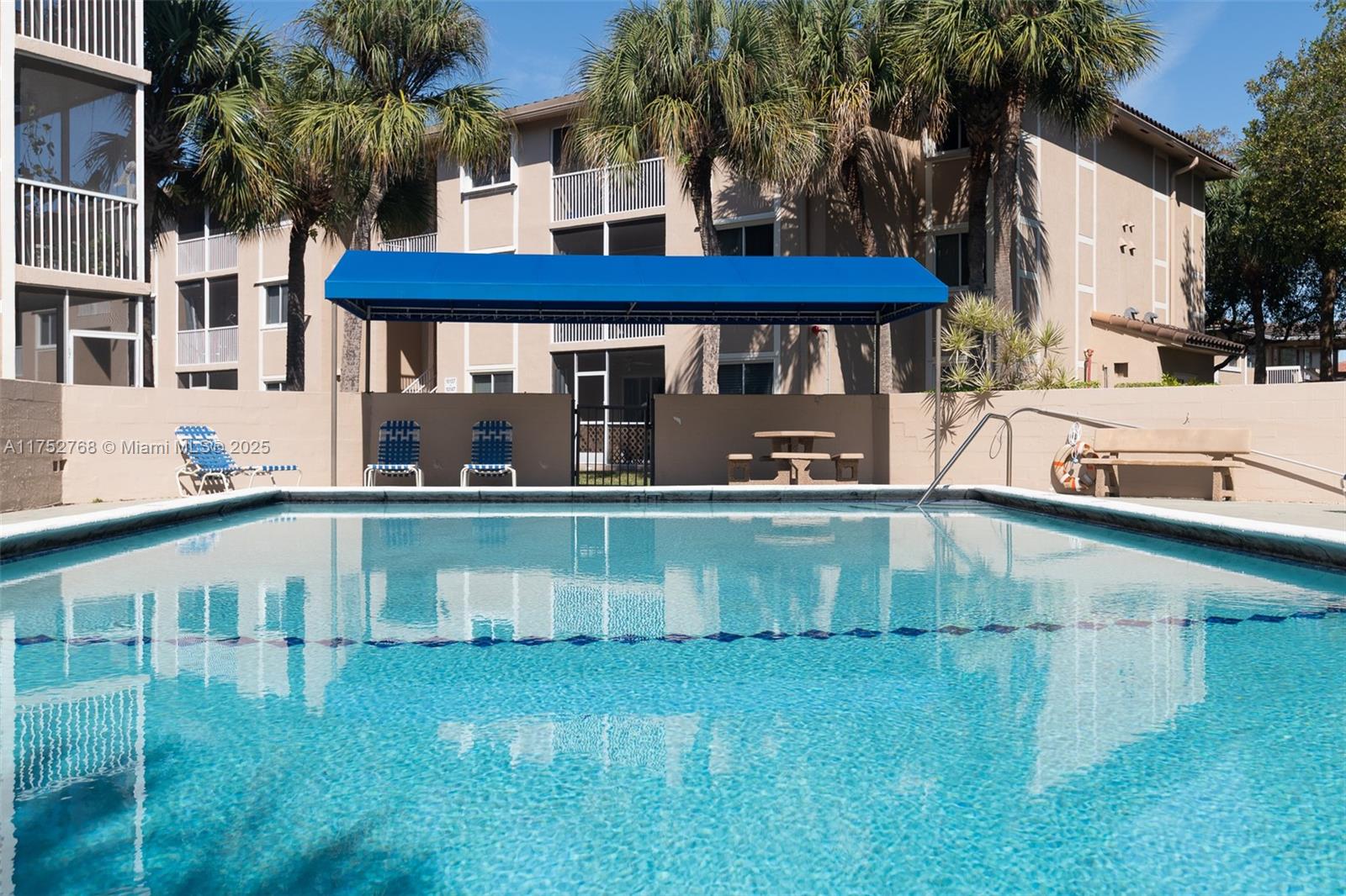 TARA II CONDO - Residential