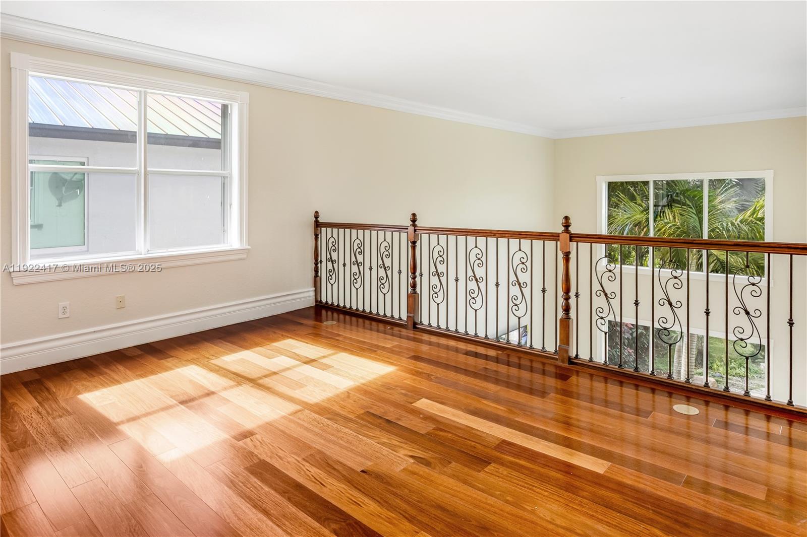 SUNSET LAKES PLAT THREE - Residential