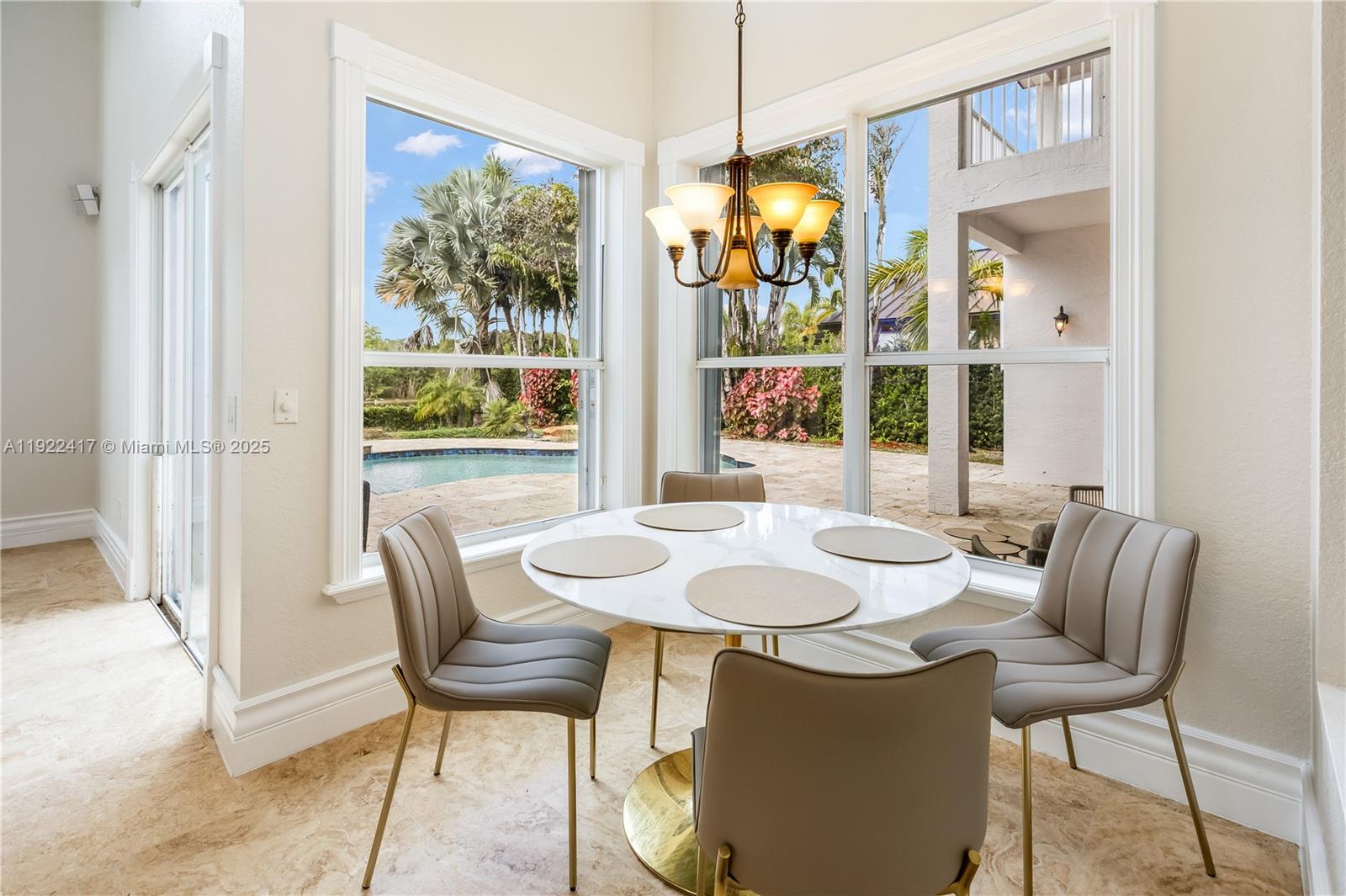 SUNSET LAKES PLAT THREE - Residential