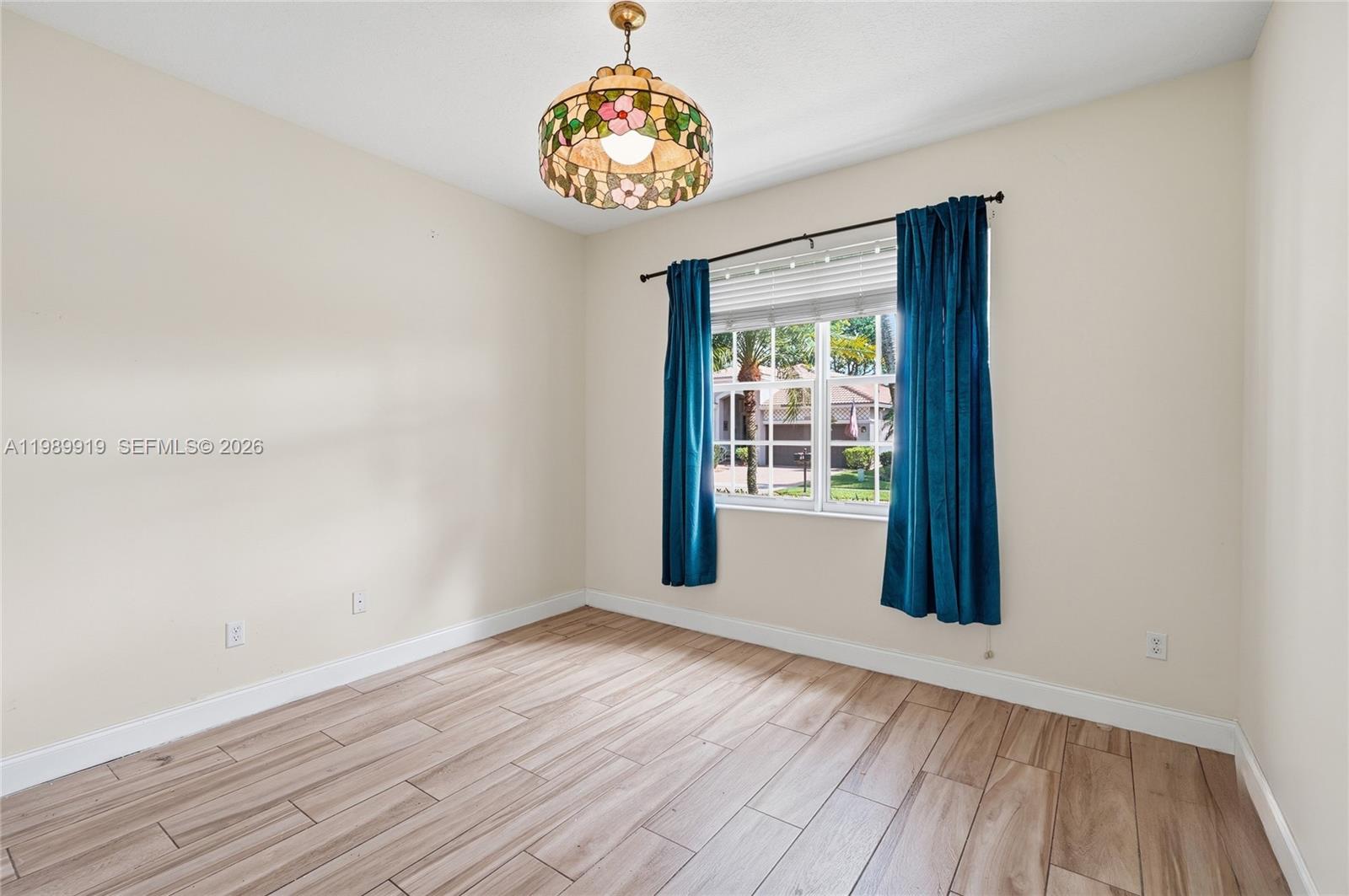 AVALON ESTATES - Residential