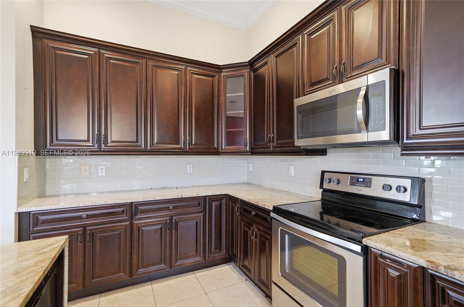 AVALON ESTATES - Residential