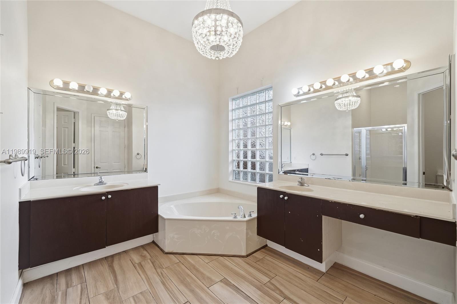 AVALON ESTATES - Residential