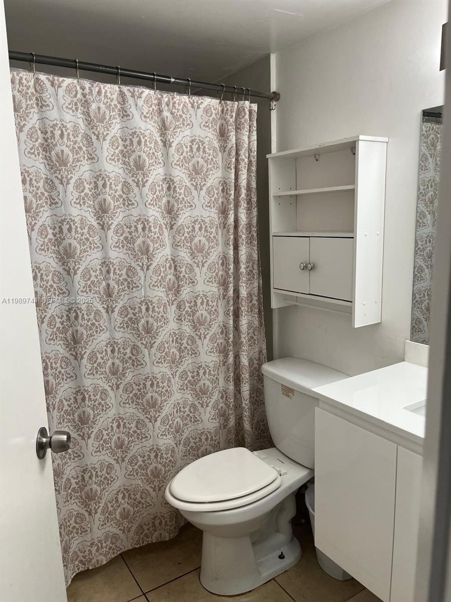 EDGEWATER CONDO - Residential