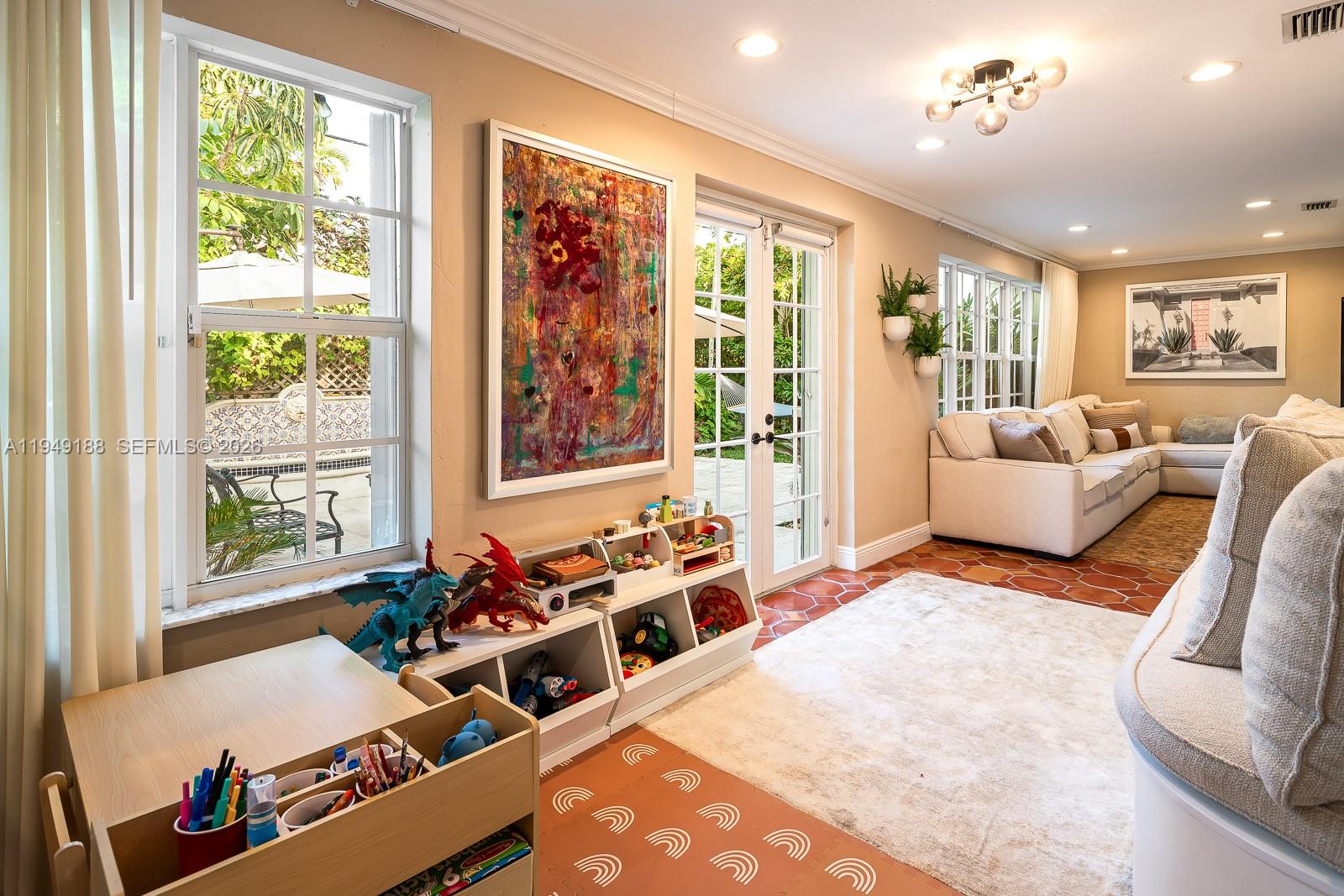 CORAL GABLES GRANADA SEC - Residential