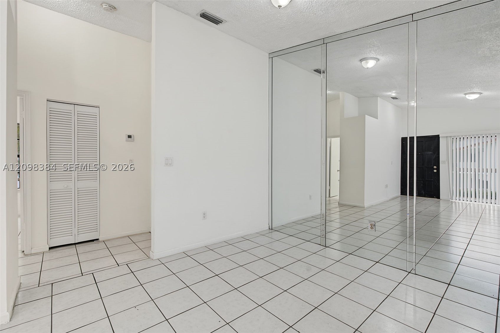 7500 SW 153rd Ct 206-12, Miami, FL, 33193/$259,000 3 7500 SW 153rd Ct 206-12