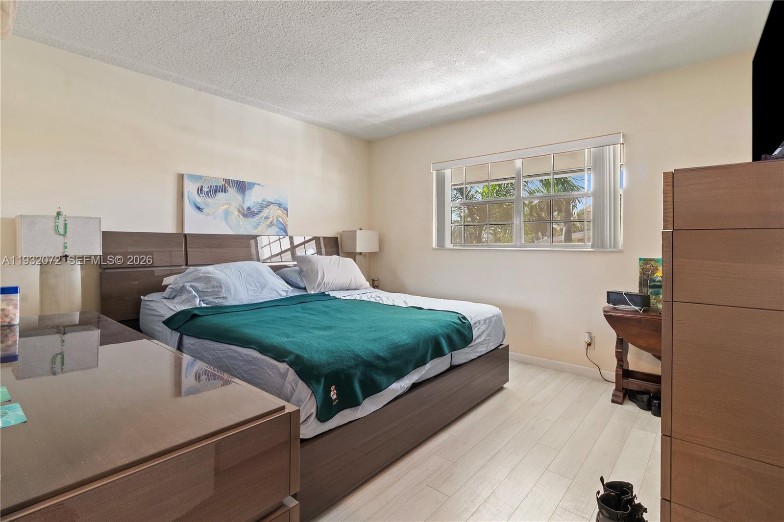 ISLE OF PARADISE CO-OP - Residential