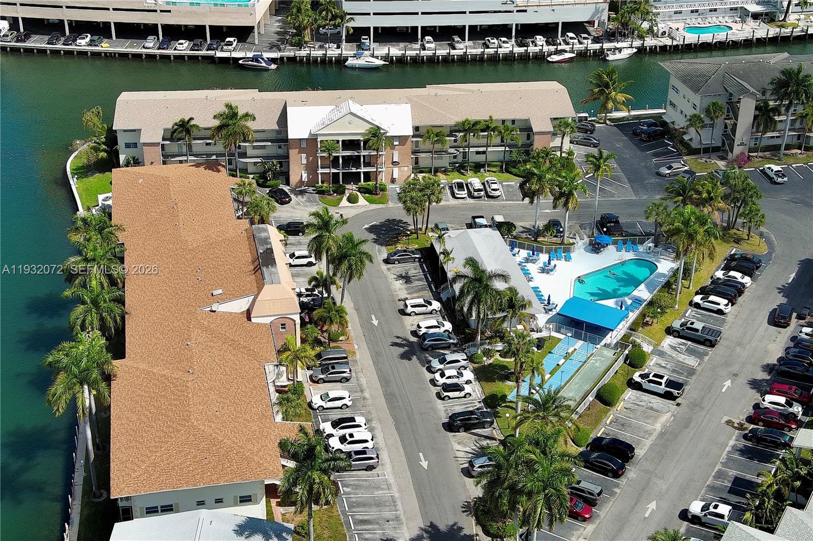 ISLE OF PARADISE CO-OP - Residential