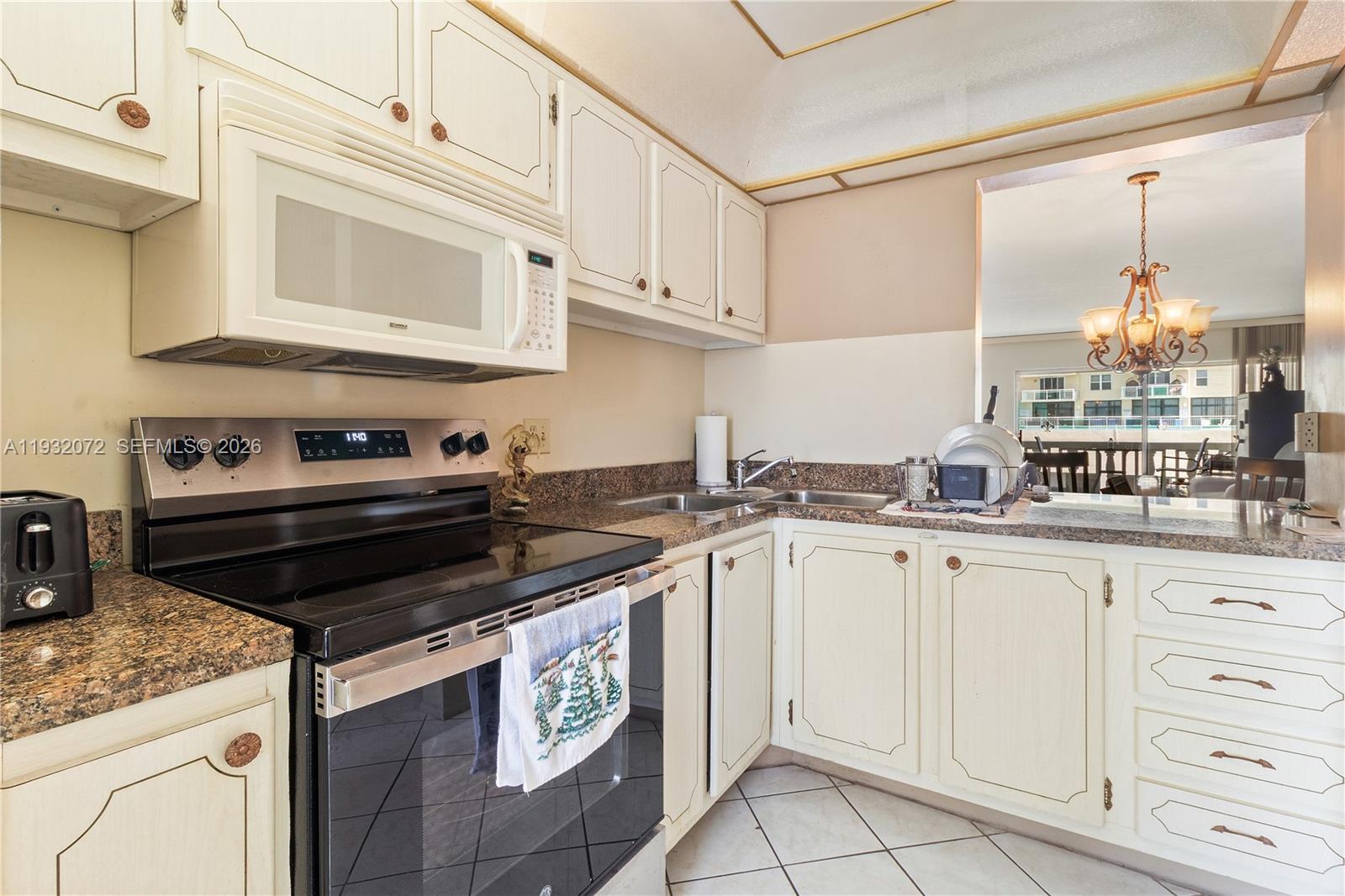 ISLE OF PARADISE CO-OP - Residential