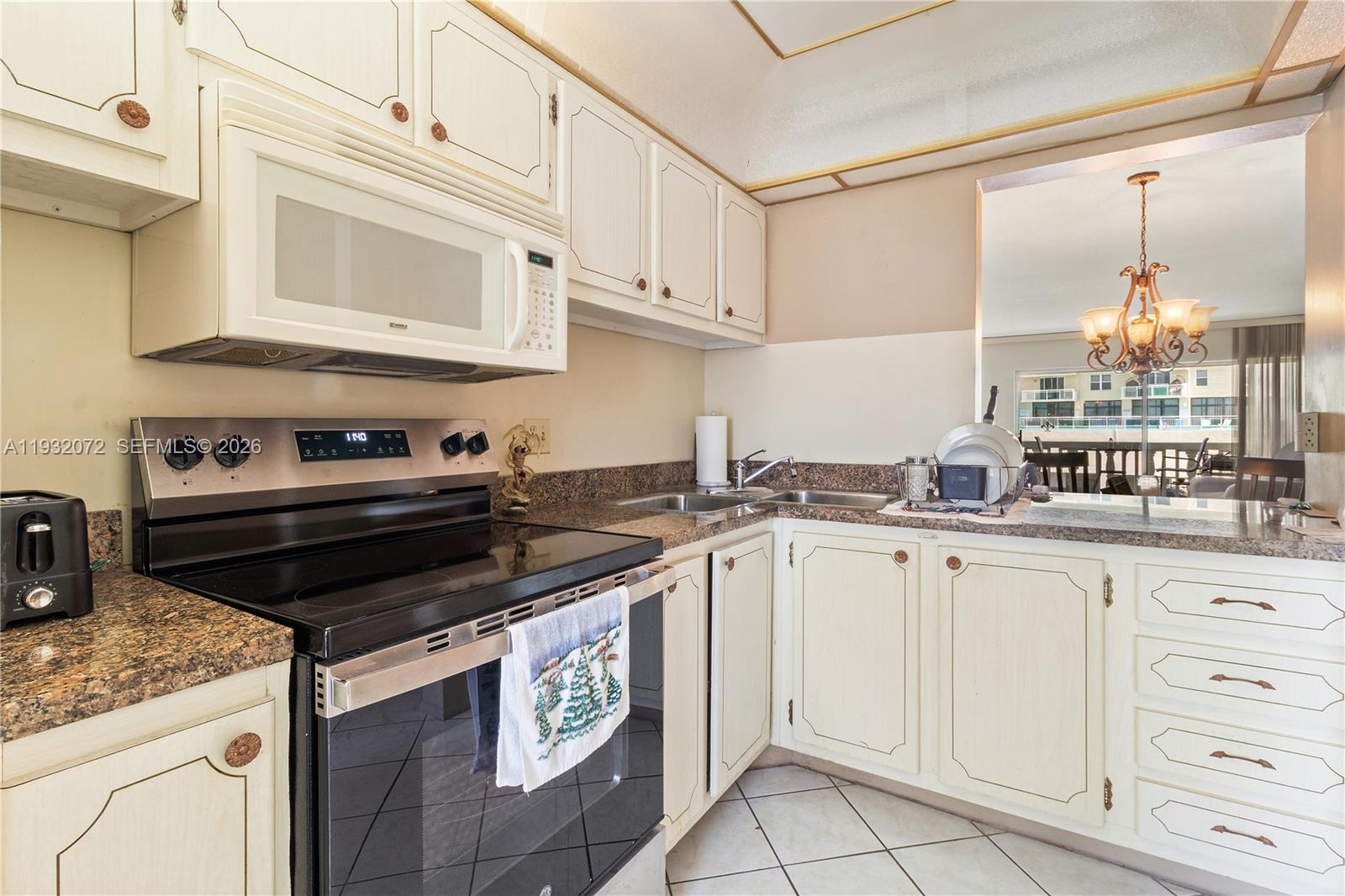 ISLE OF PARADISE CO-OP - Residential