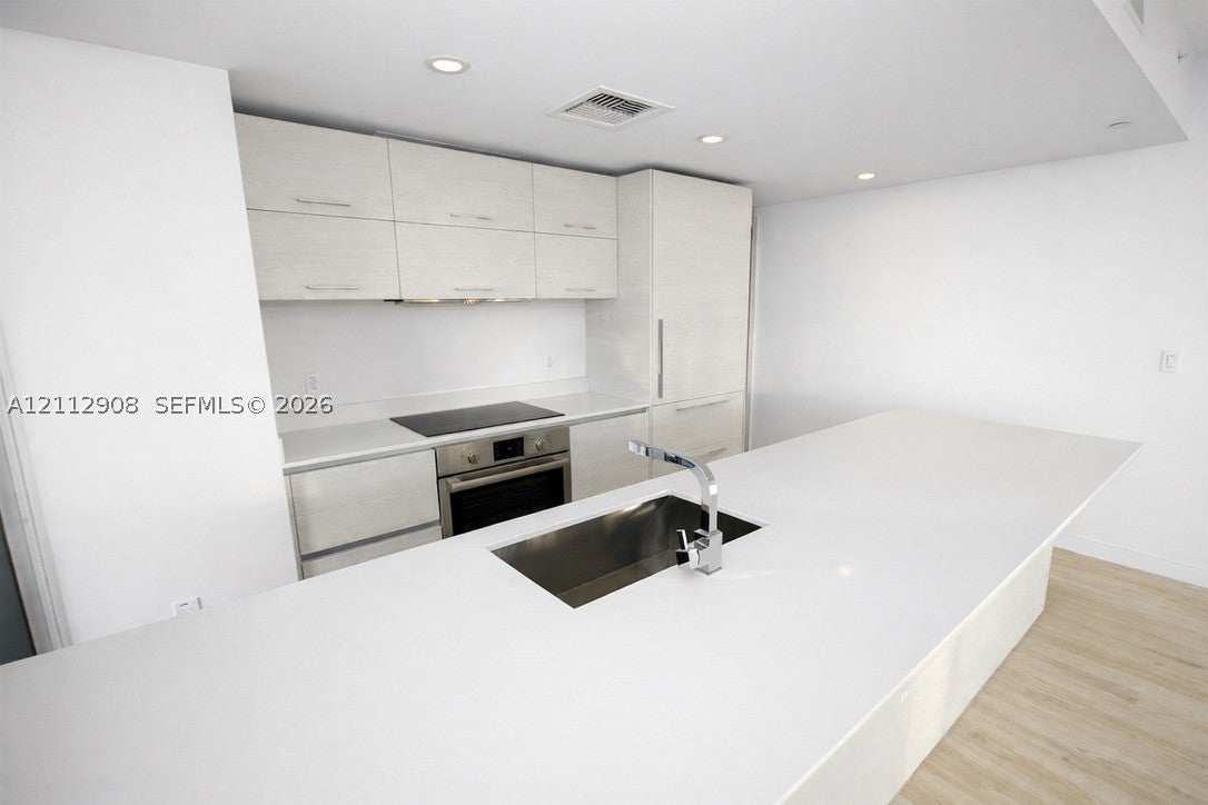 1300 S Miami Ave 3506