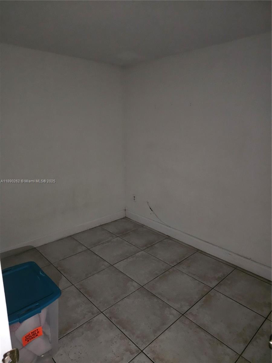 DORAL GARDENS CONDO - Residential Lease