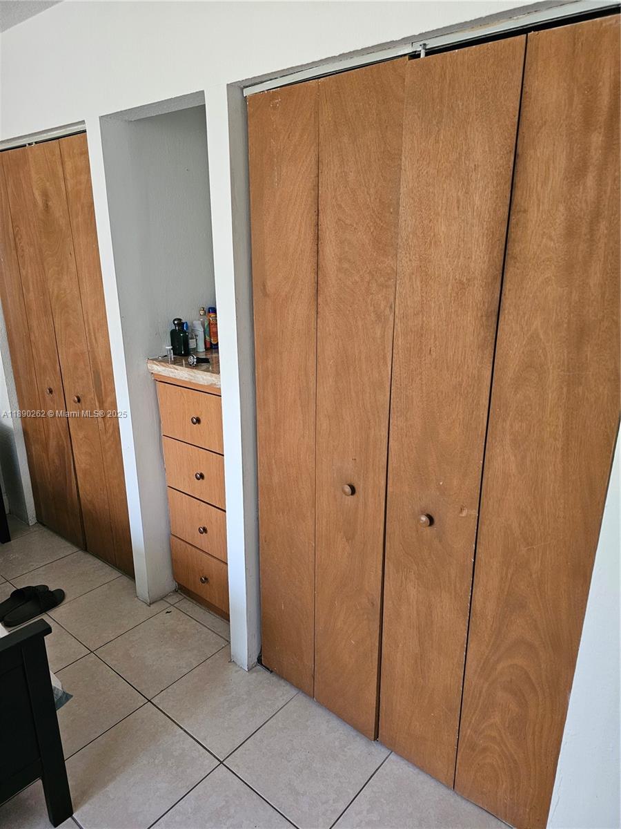 DORAL GARDENS CONDO - Residential Lease