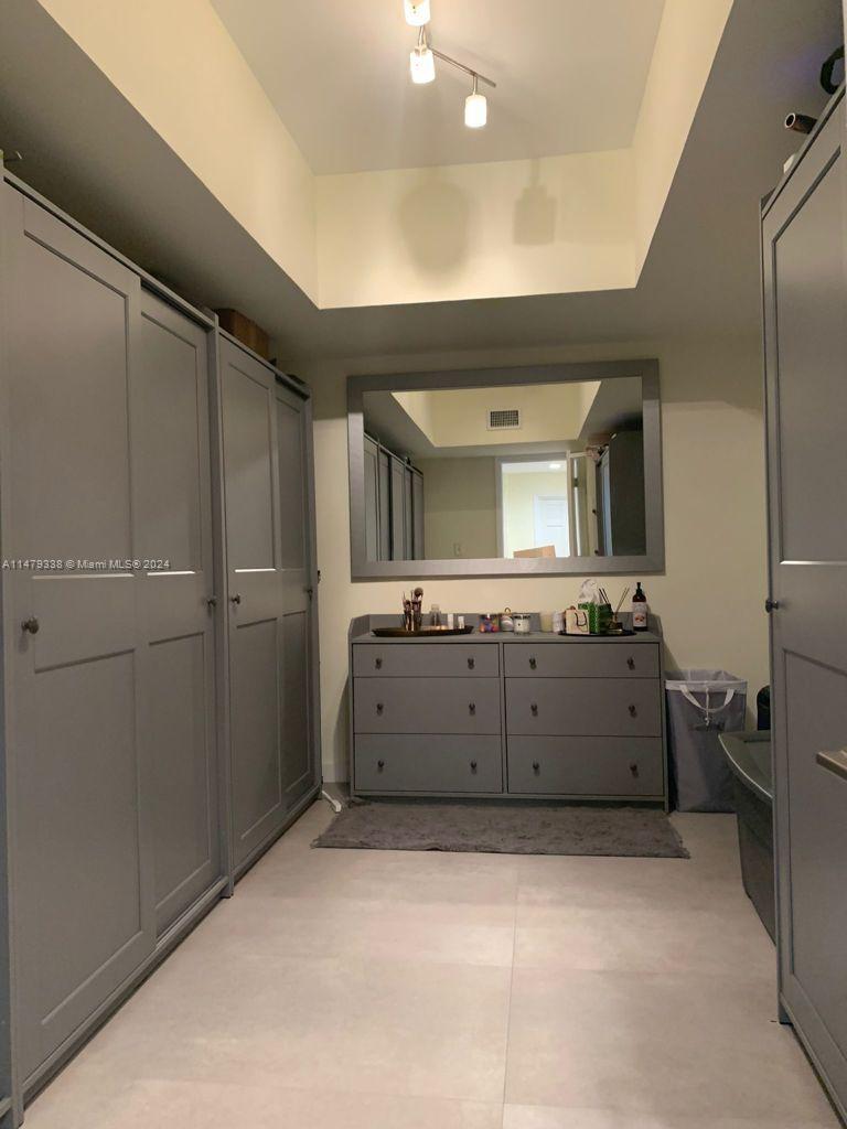 Miami Beach, Florida 33139, United States, 2 Bedrooms Bedrooms, ,1 BathroomBathrooms,Residential,Active,69137