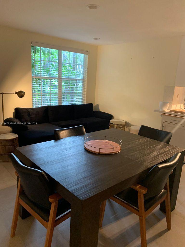 Miami Beach, Florida 33139, United States, 2 Bedrooms Bedrooms, ,1 BathroomBathrooms,Residential,Active,69137