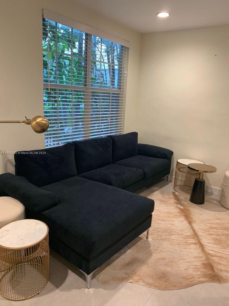 Miami Beach, Florida 33139, United States, 2 Bedrooms Bedrooms, ,1 BathroomBathrooms,Residential,Active,69137