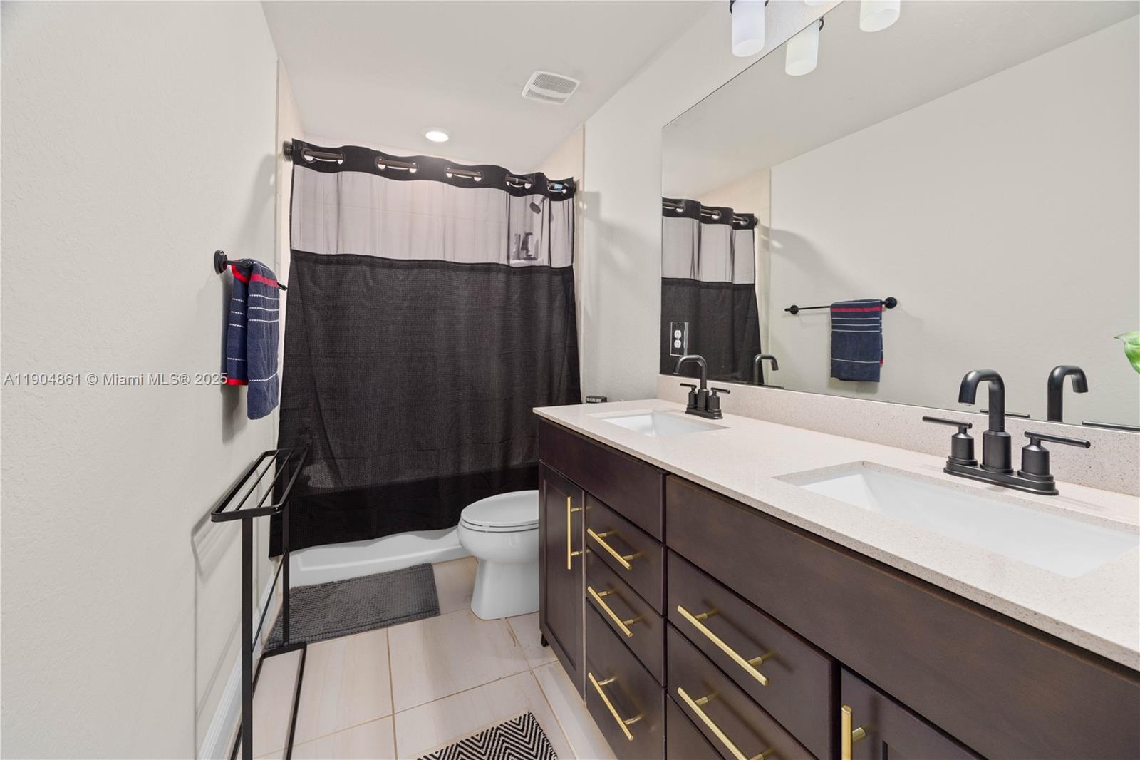 WOODMONT PODS B F & G - Residential