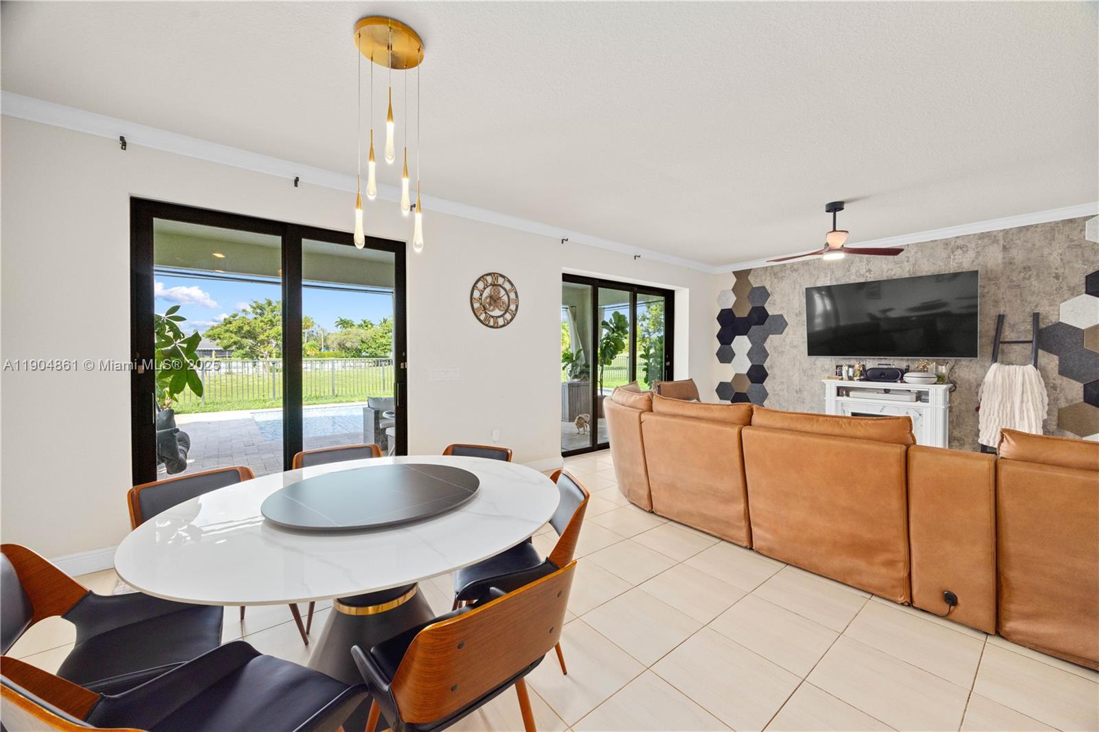 WOODMONT PODS B F & G - Residential