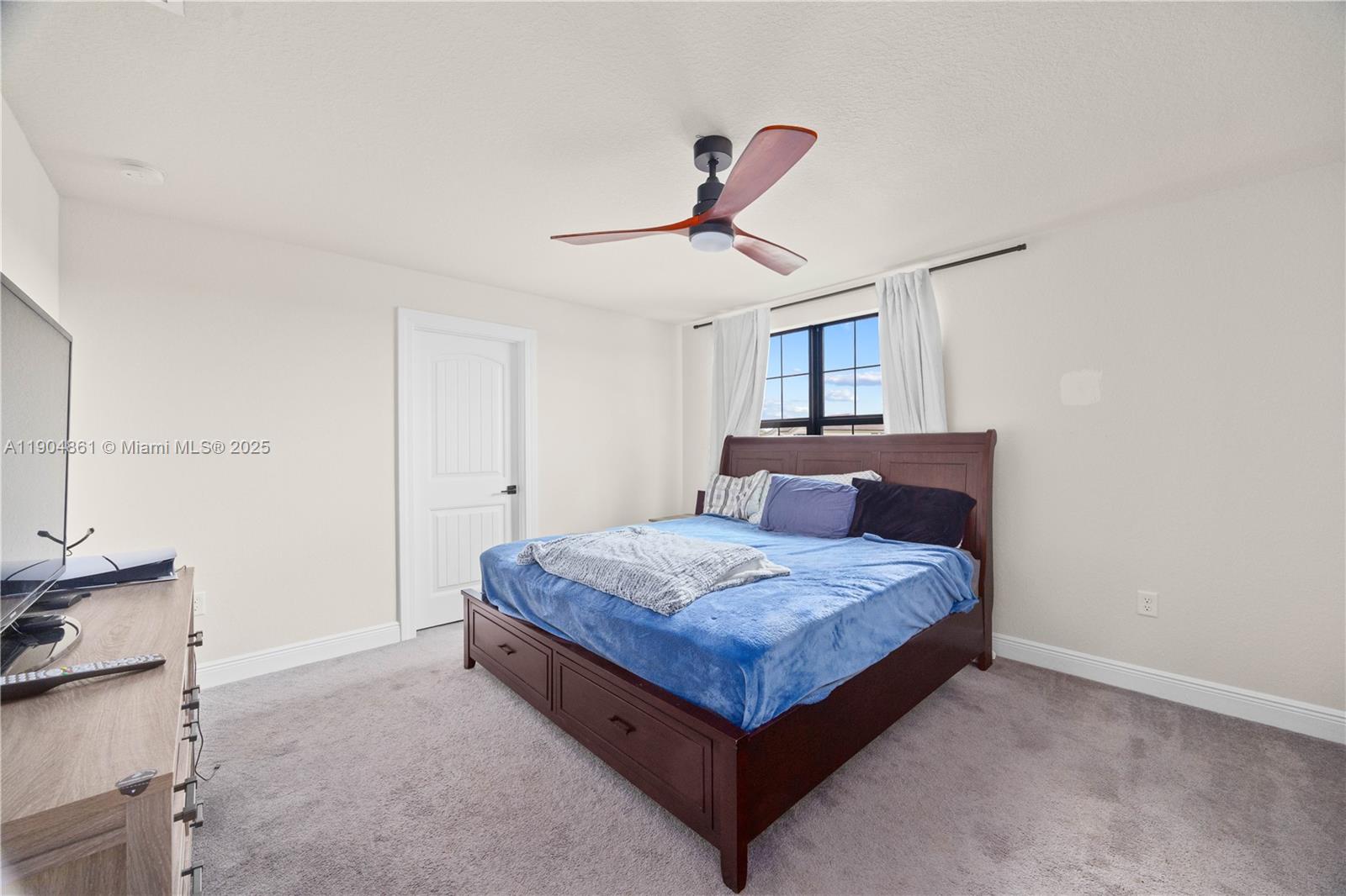 WOODMONT PODS B F & G - Residential