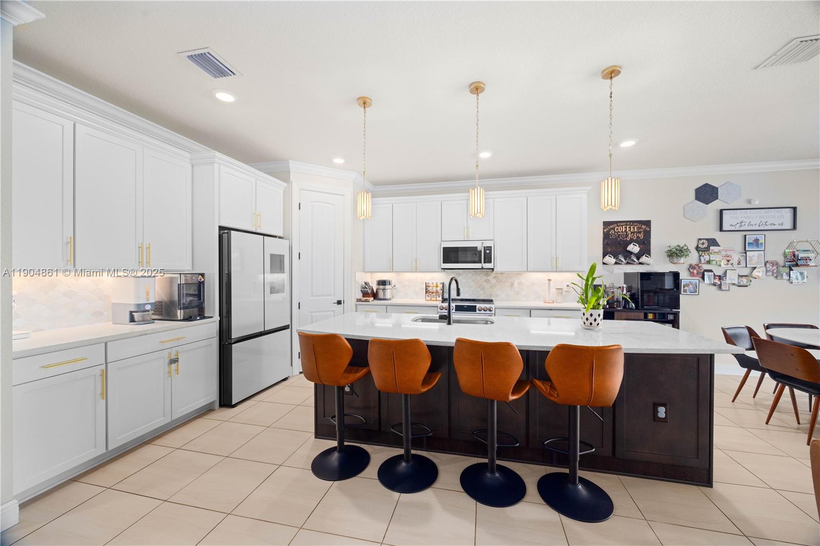 WOODMONT PODS B F & G - Residential