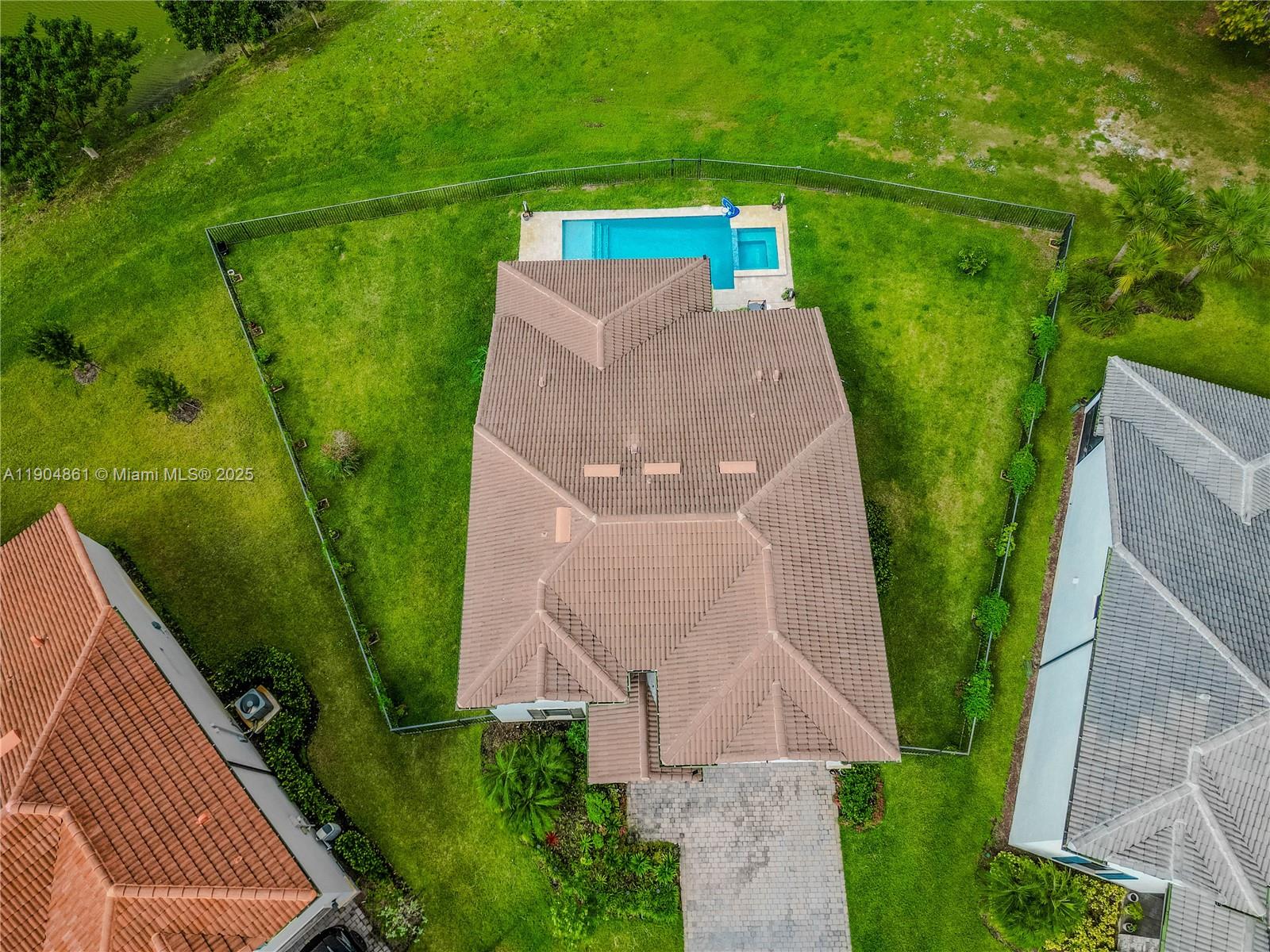 WOODMONT PODS B F & G - Residential